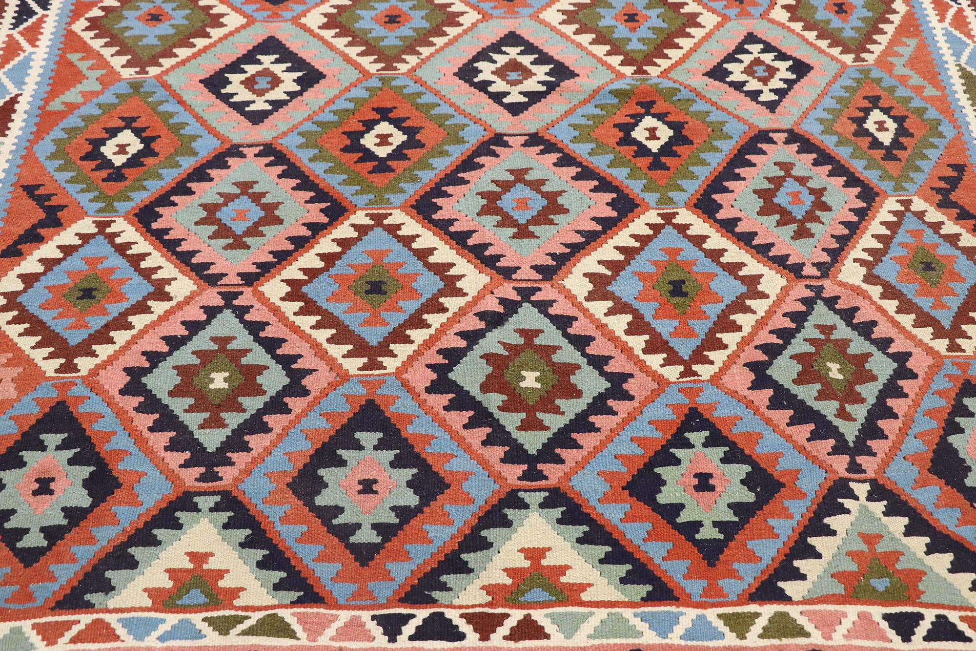 Alfombra persa vintage Shiraz Kilim de estilo tribal del suroeste Tejido a mano en venta