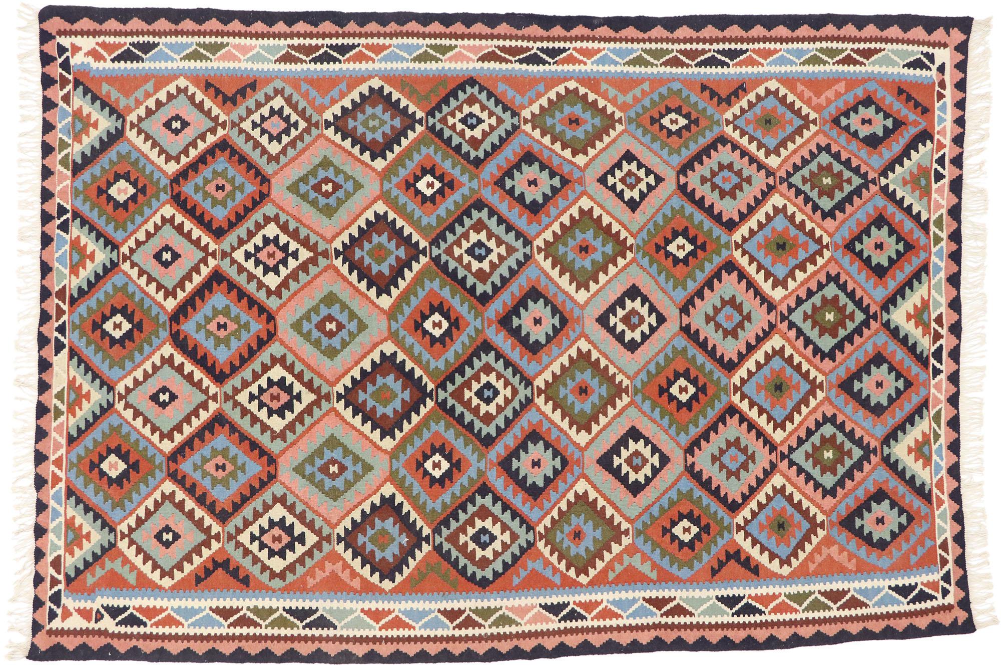 Vintage Persian Shiraz Kilim Rug with Southwestern Tribal Style For Sale 2