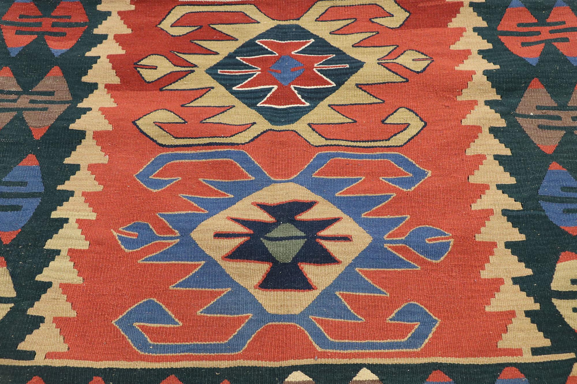 Vintage Persian Shiraz Kilim Rug, Modern Southwest Style Meets Luxury Lodge In Good Condition In Dallas, TX