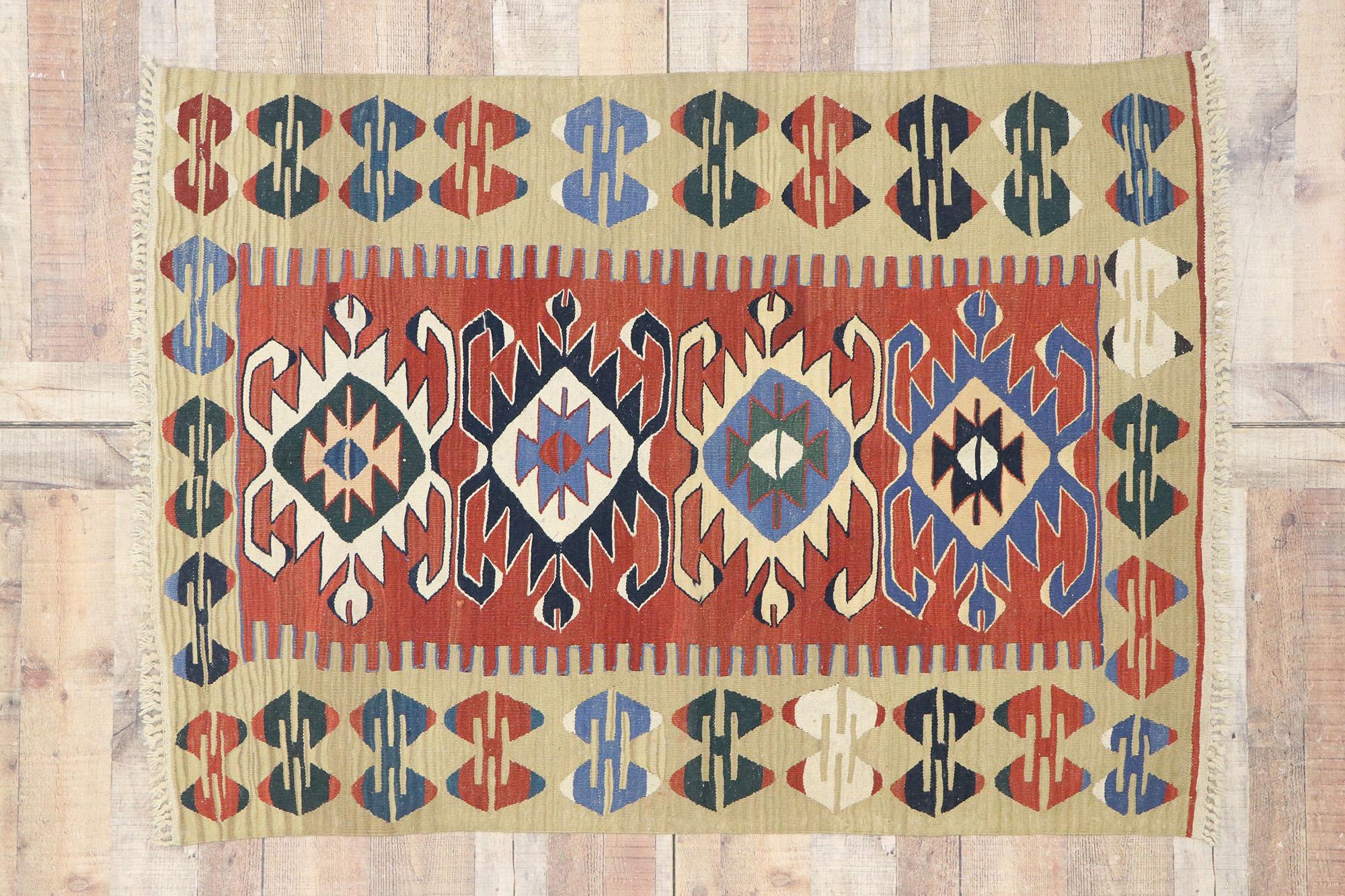Vintage Persian Shiraz Kilim Rug, Luxury Lodge Meets Nomadic Charm For Sale 2
