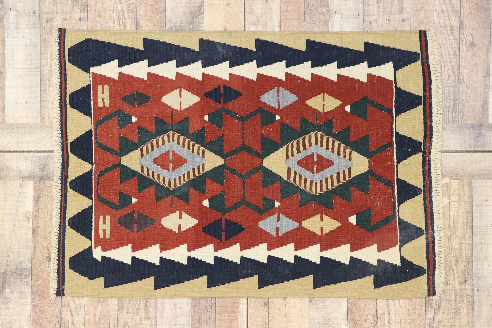 Vintage Persian Shiraz Kilim Rug, Luxury Lodge Meets Nomadic Charm For Sale 2