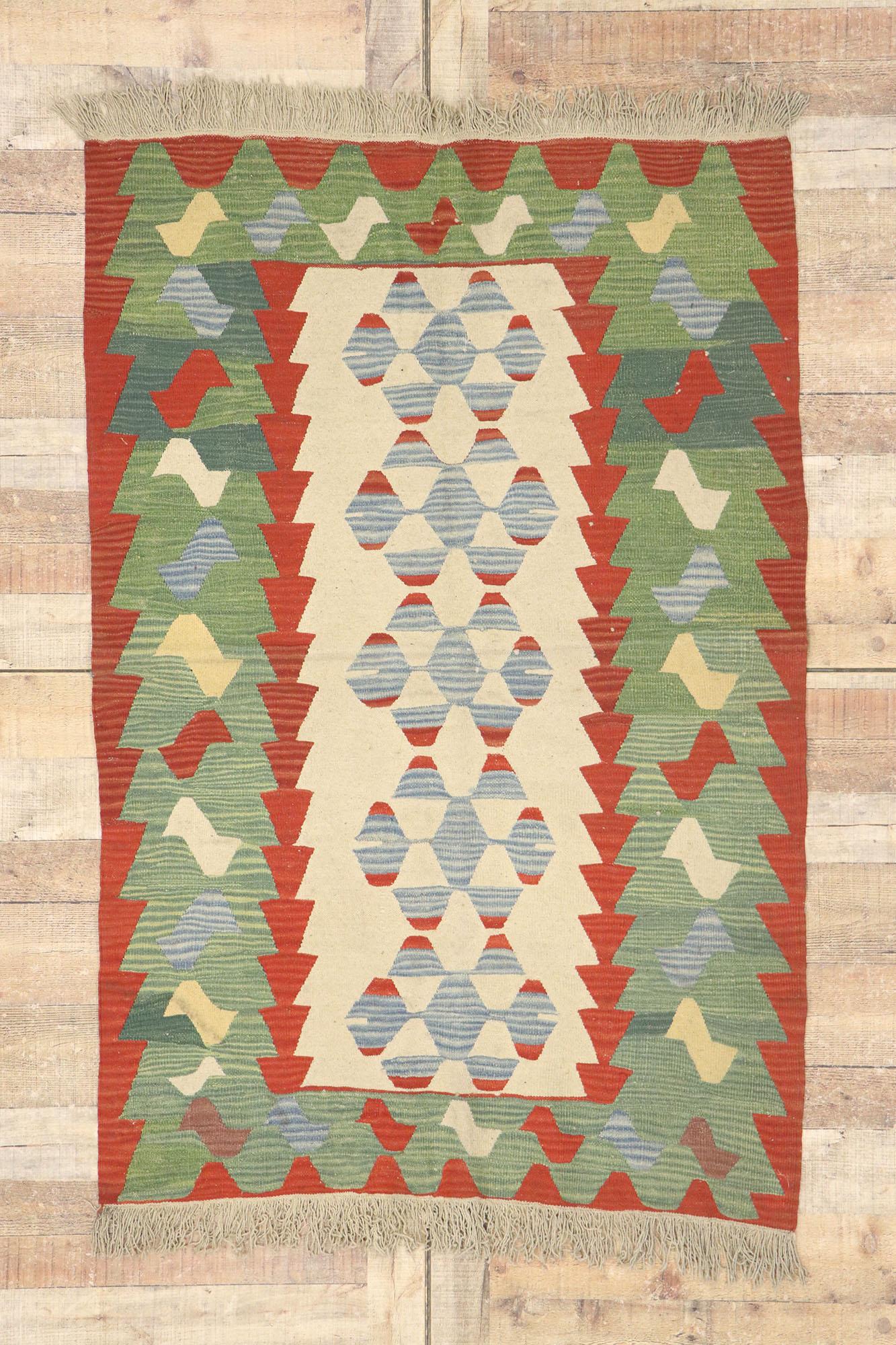 Laine Tapis Kilim persan Shiraz vintage de style tribal en vente