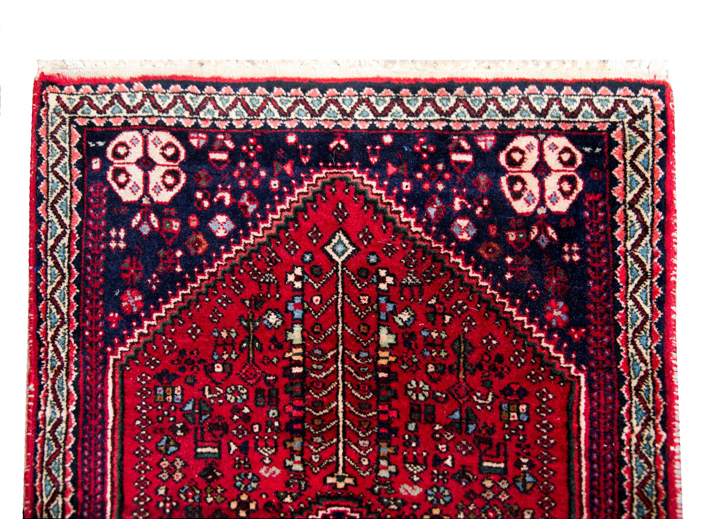 Vintage Persian Shiraz Rug For Sale 3