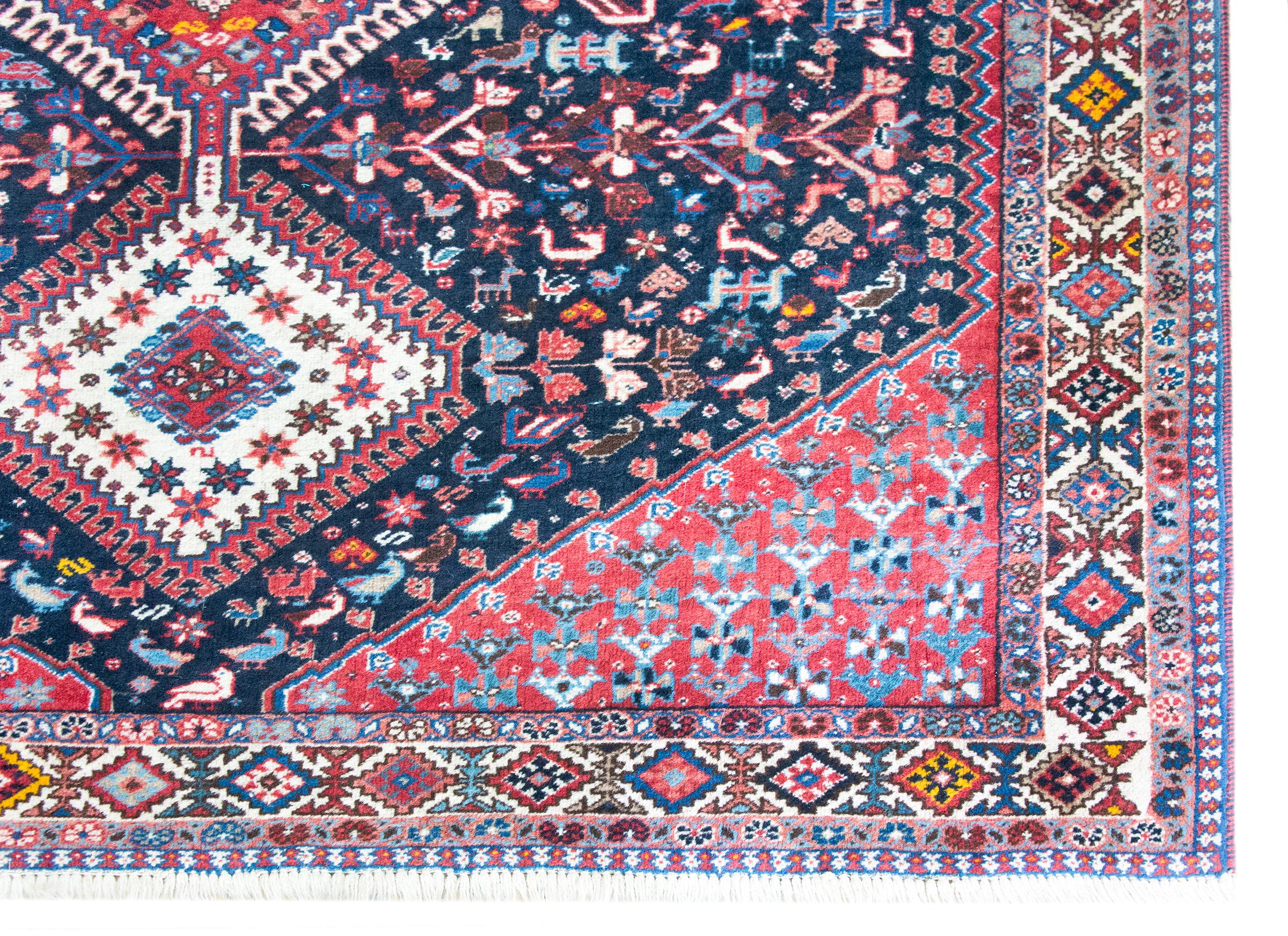 Alter persischer Shiraz-Teppich im Angebot 6