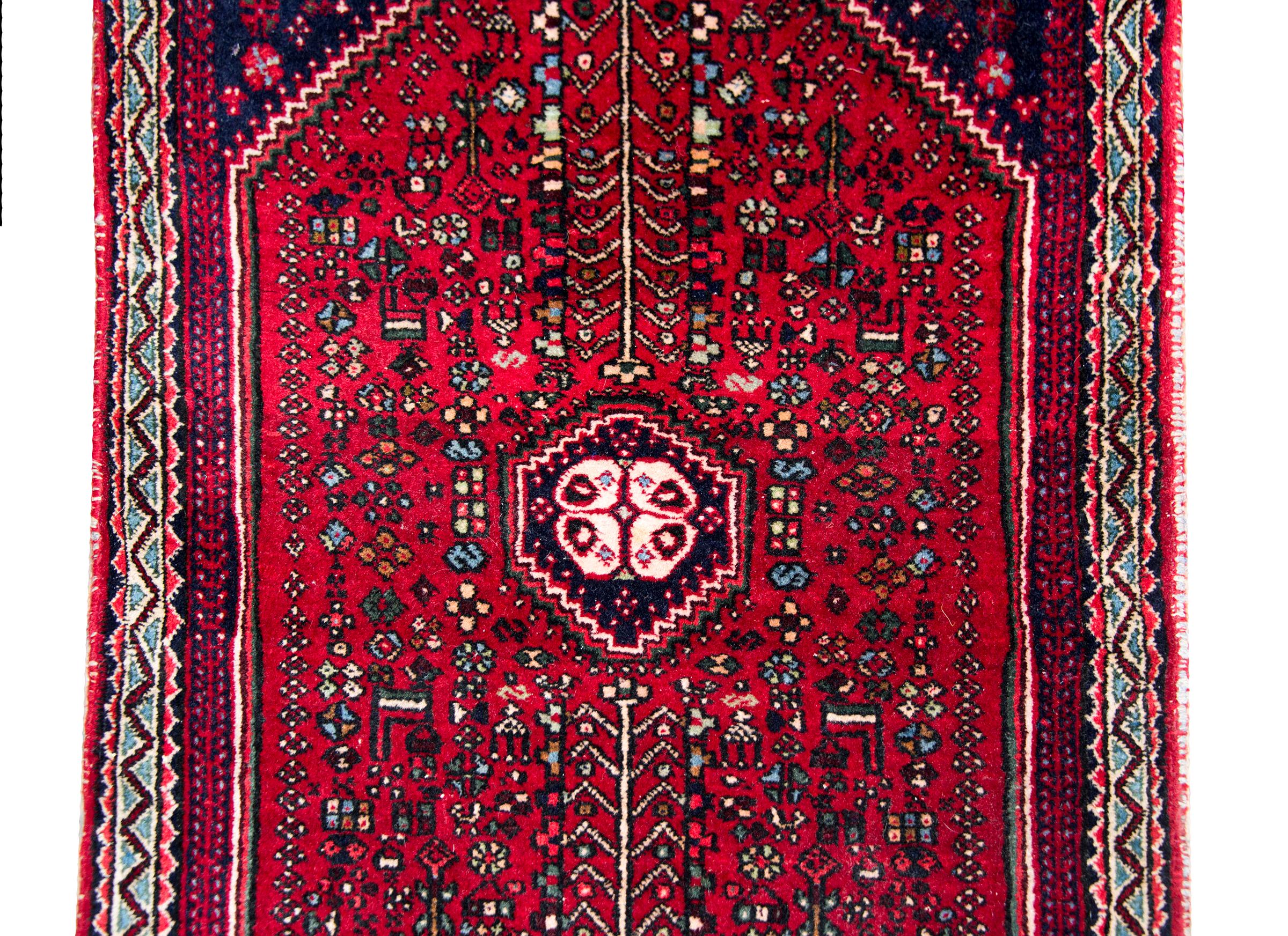 Vintage Persian Shiraz Rug For Sale 2