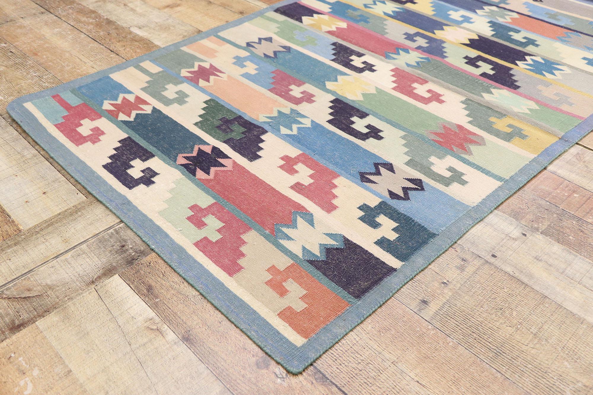 Tappeto persiano vintage Shiraz con stile tribale Boho Chic In condizioni buone in vendita a Dallas, TX