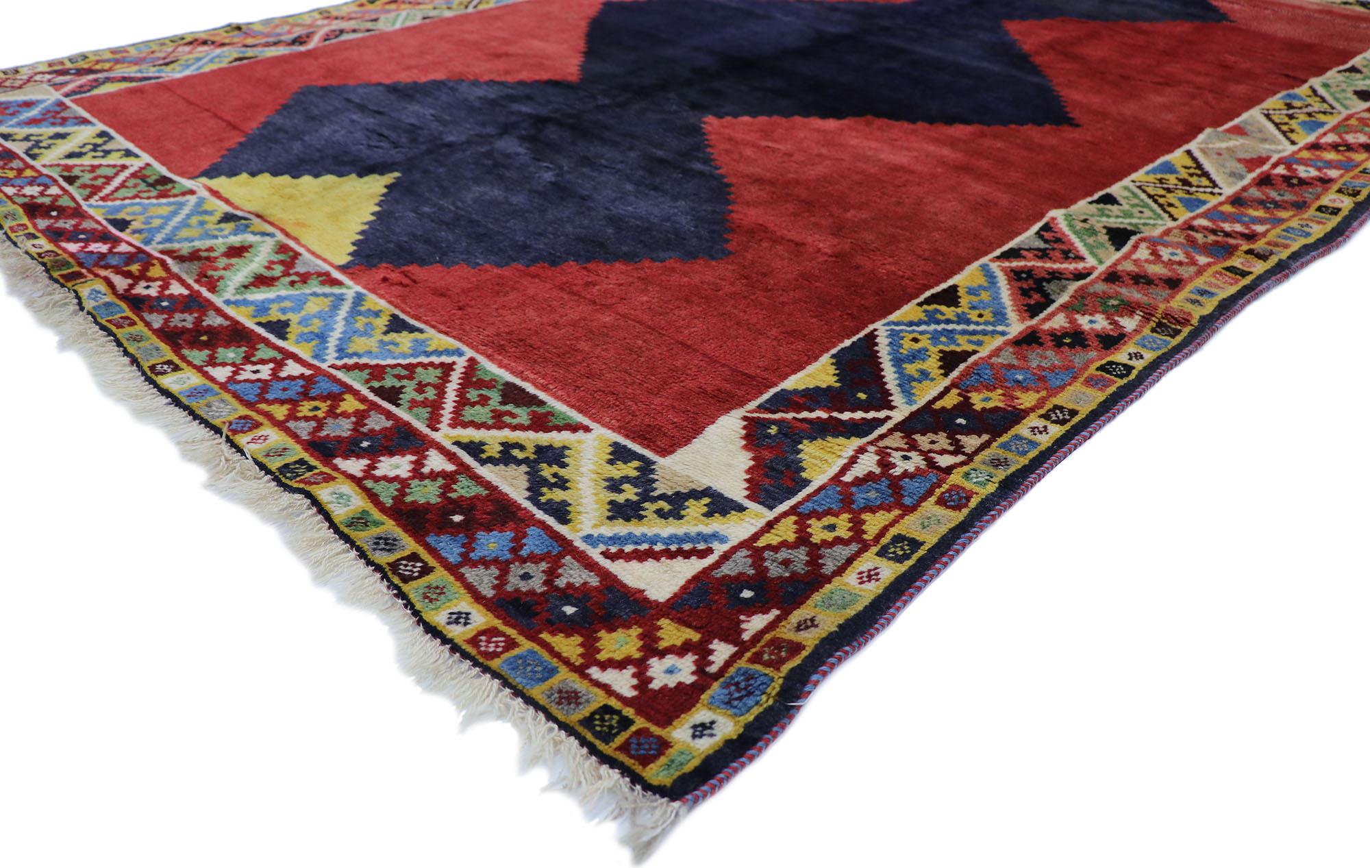 78083 vintage Persian shiraz rug with Mid-Century Modern Tribal style 06'09 x 09'09. Full of tiny details and a bold expressive design combined with vibrant colors and tribal style, this hand-knotted wool vintage Persian Shiraz rug is a captivating