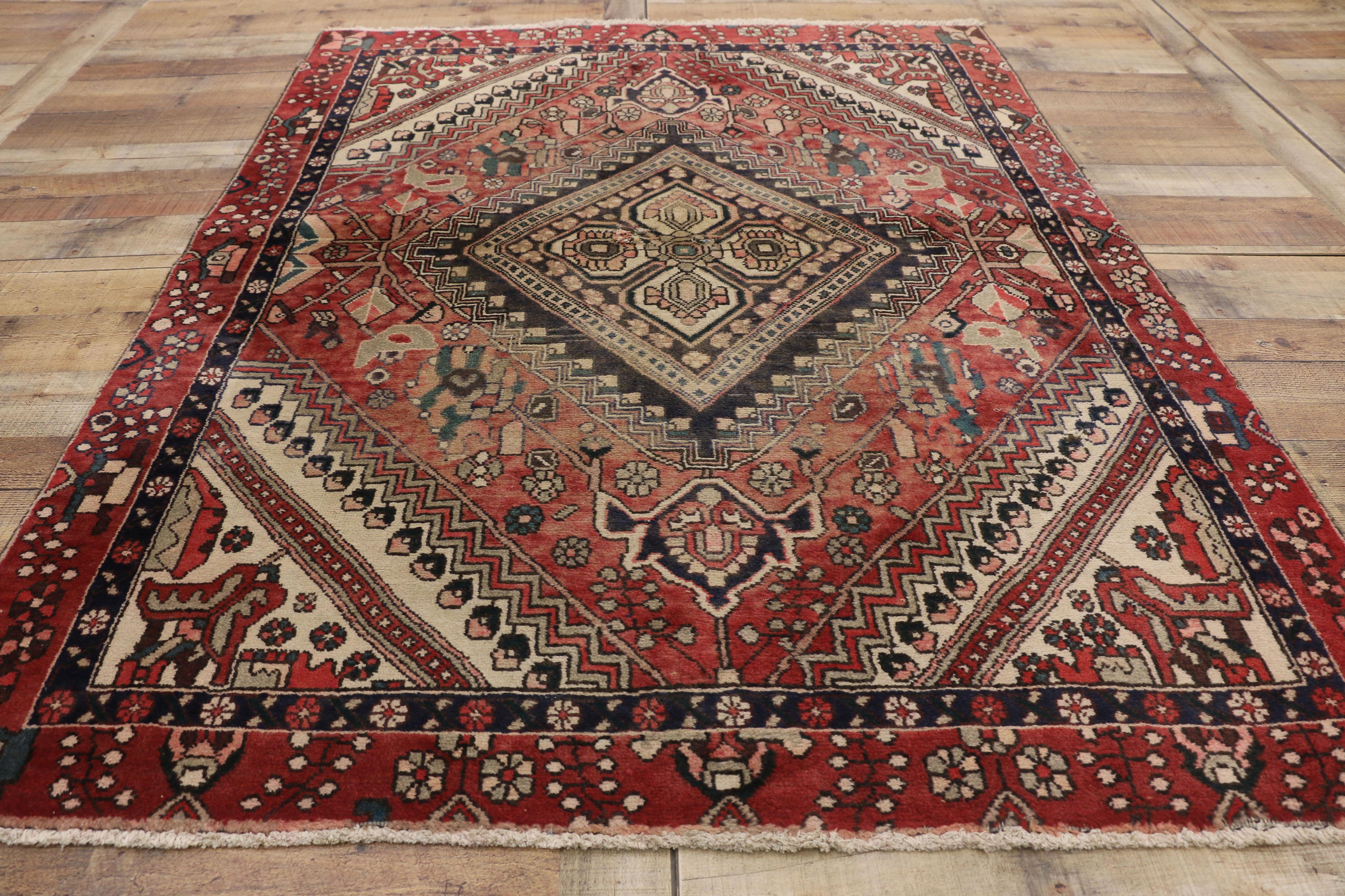 Vintage Persian Shiraz Rug with Rustic Traditional Style For Sale 1