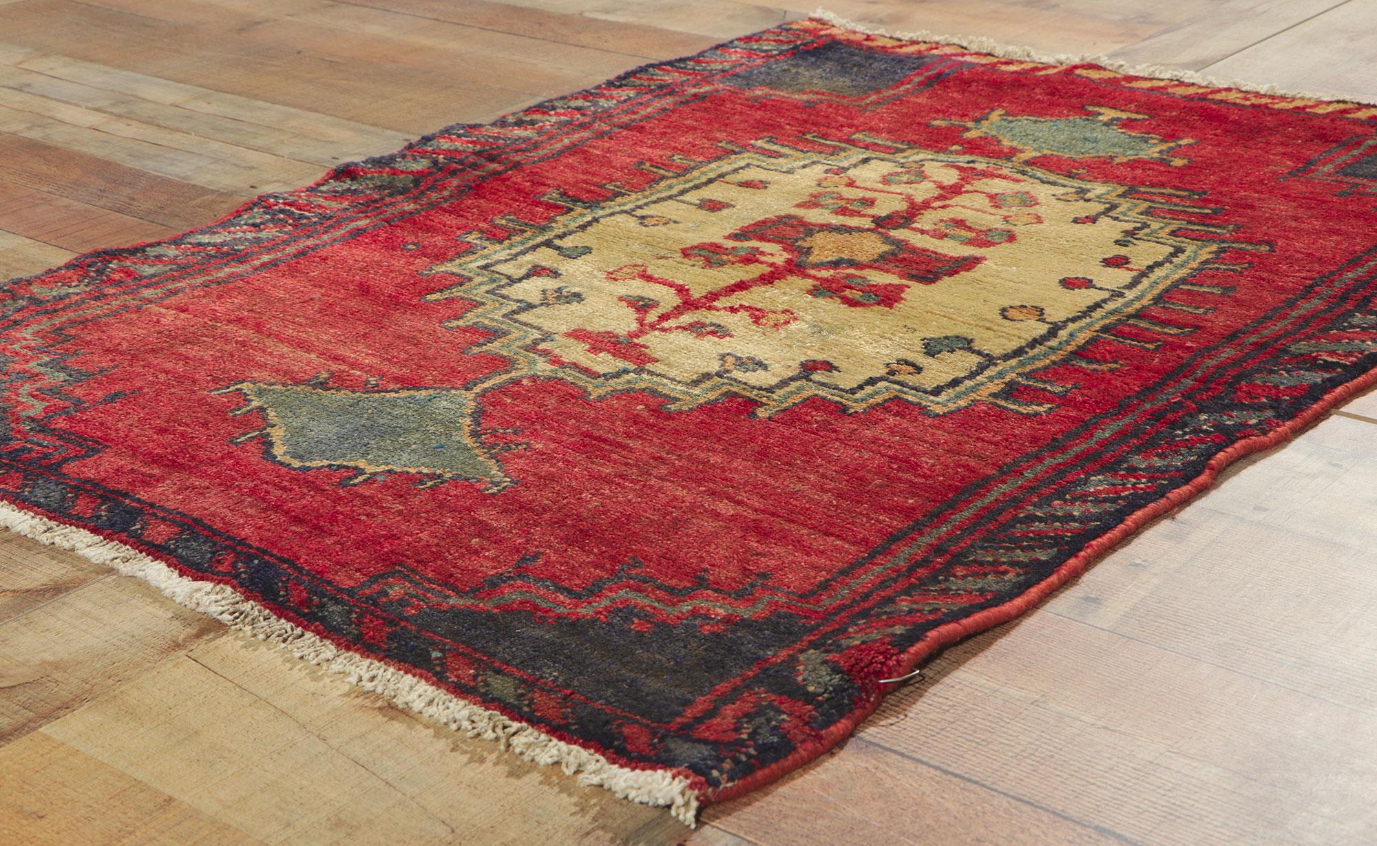 Wool Vintage Persian Shiraz Rug with Tribal Style For Sale