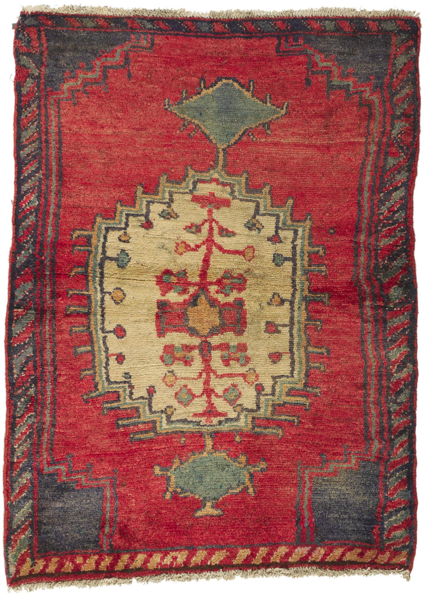 Vintage Persian Shiraz Rug with Tribal Style For Sale 3