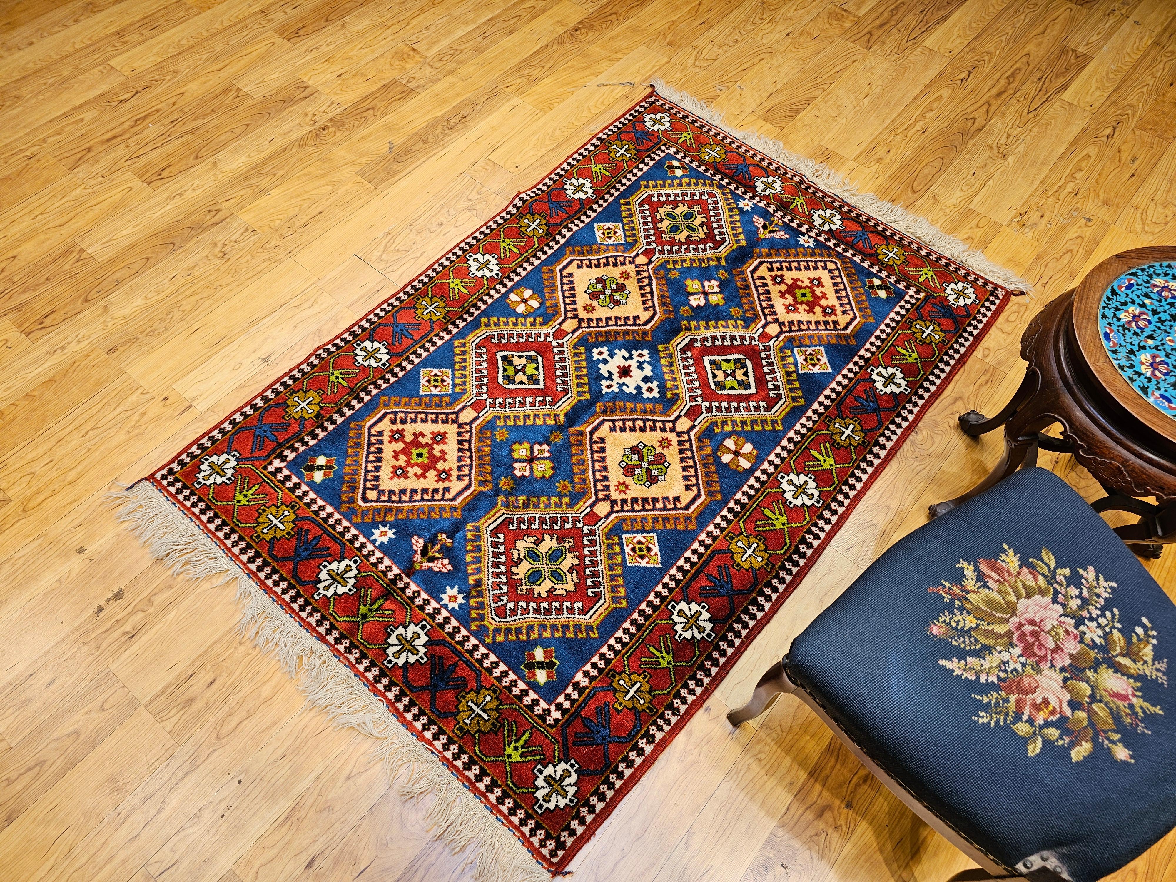 Vintage Persian Shiraz Tribal Rug in Allover Geometric Pattern For Sale 9