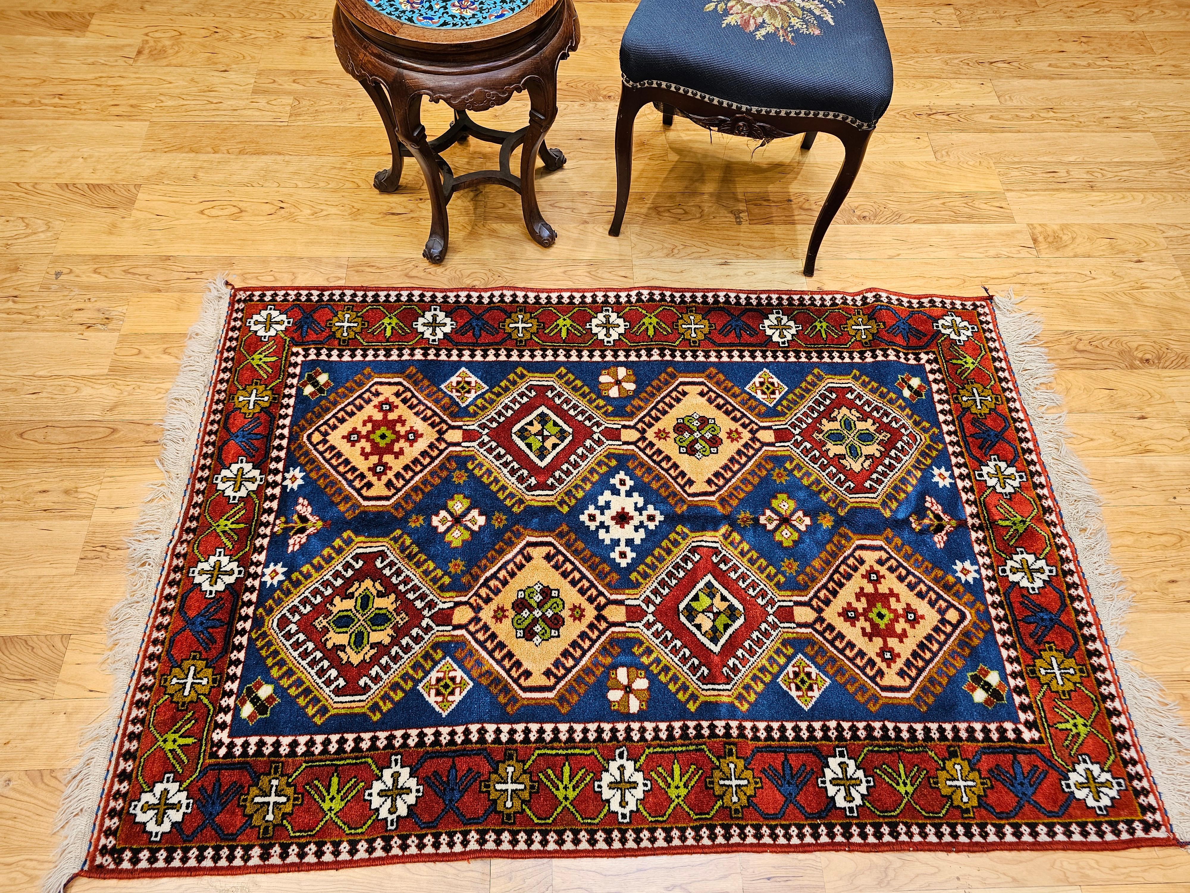Vintage Persian Shiraz Tribal Rug in Allover Geometric Pattern For Sale 10