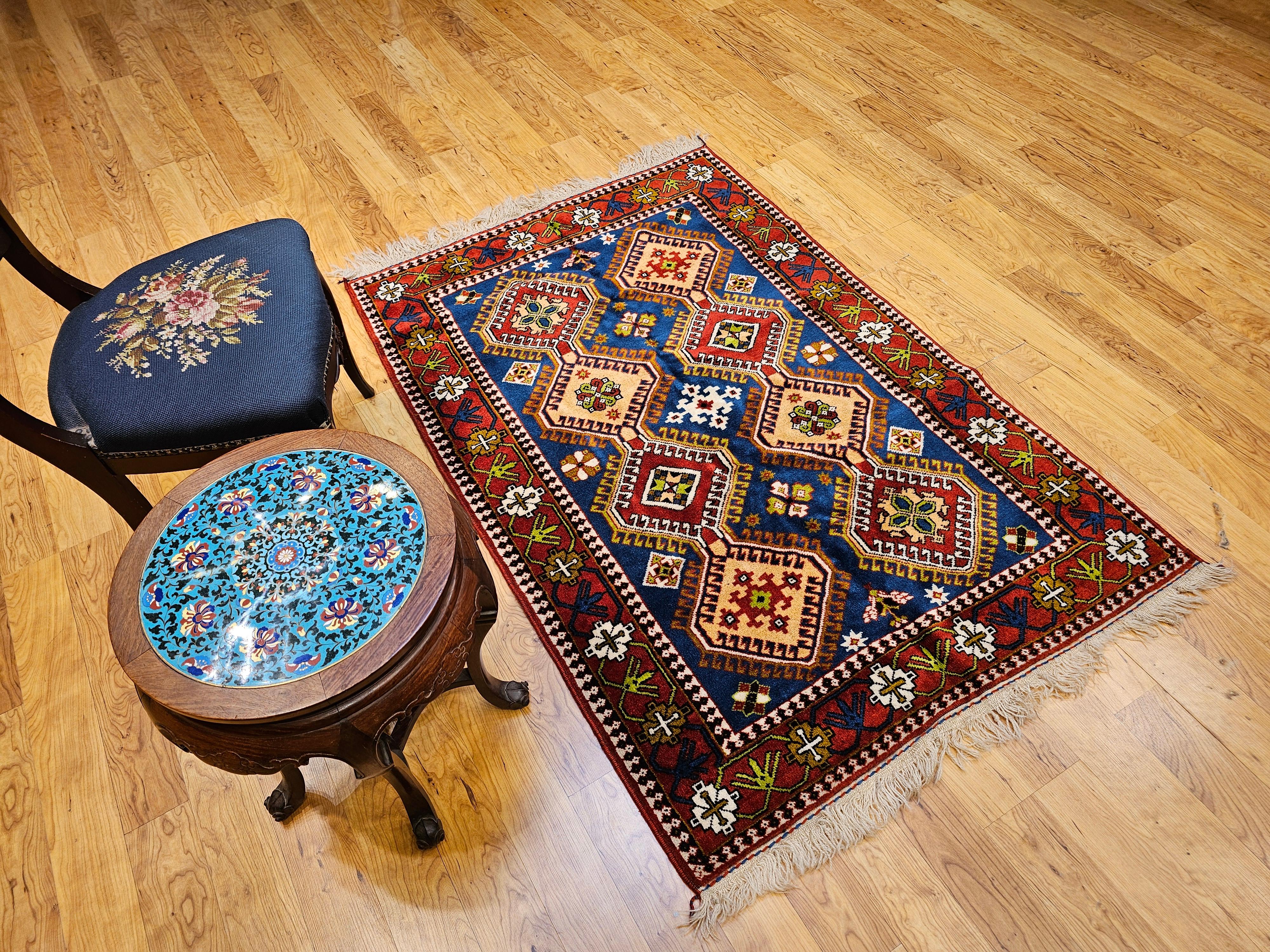 Vintage Persian Shiraz Tribal Rug in Allover Geometric Pattern For Sale 11