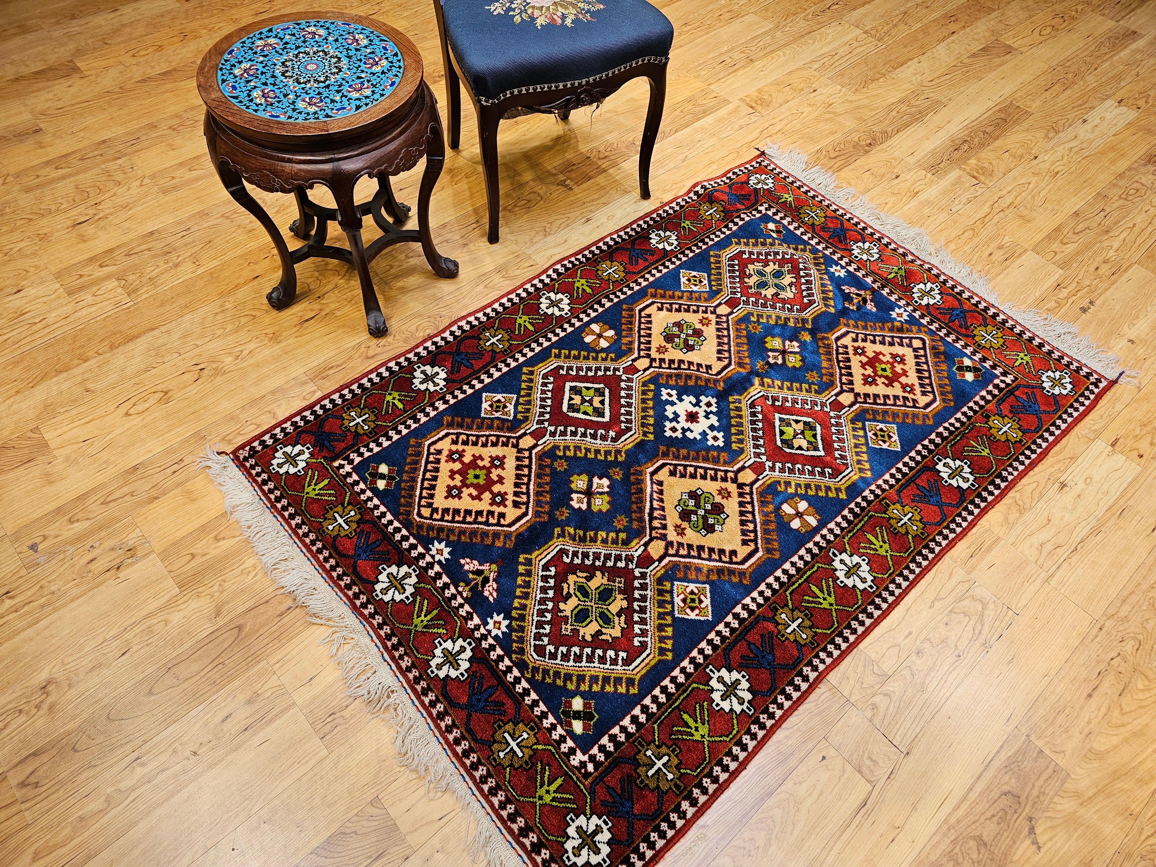 Vintage Persian Shiraz Tribal Rug in Allover Geometric Pattern For Sale 13