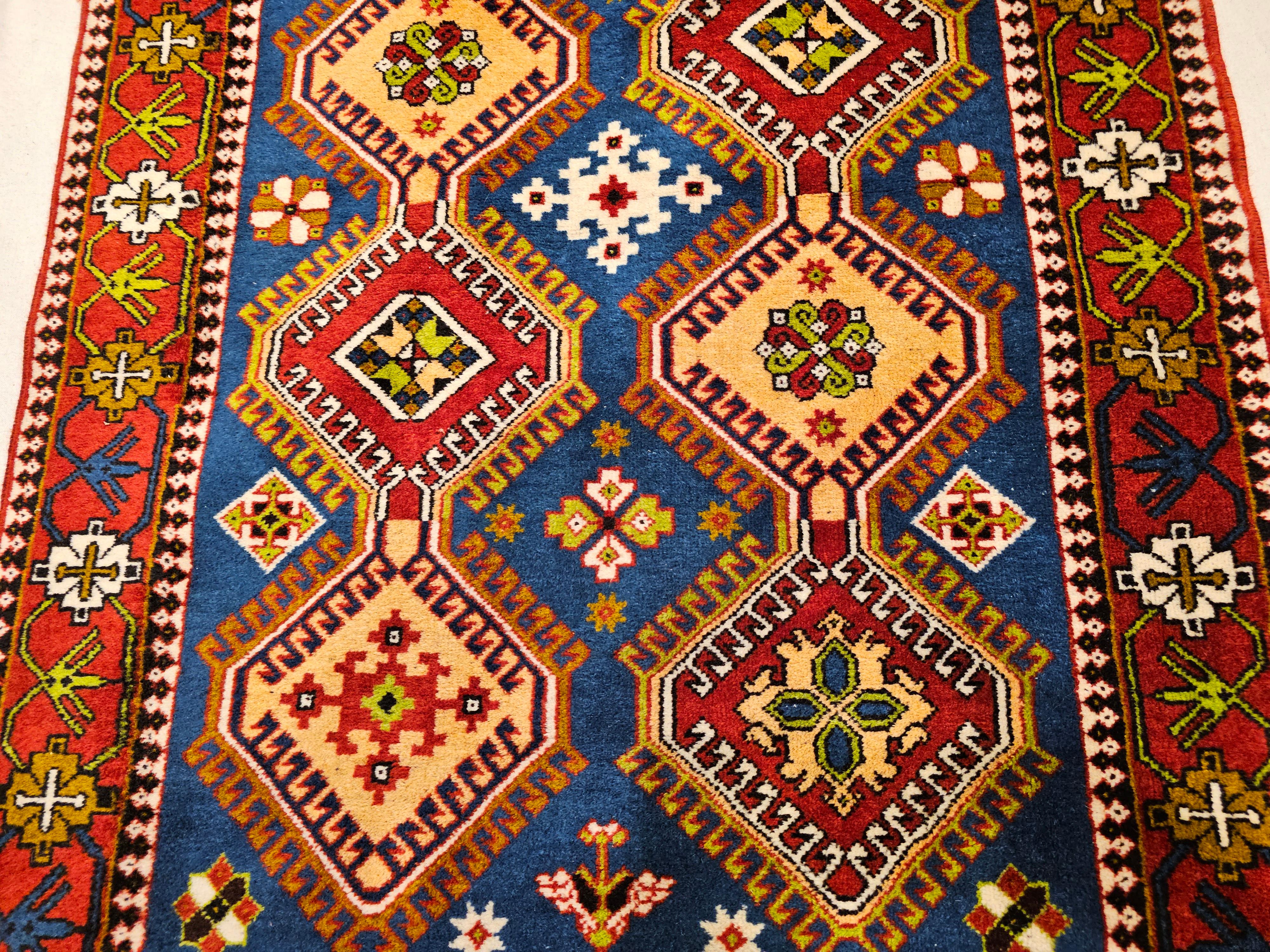 Hand-Woven Vintage Persian Shiraz Tribal Rug in Allover Geometric Pattern in Blue, Red For Sale