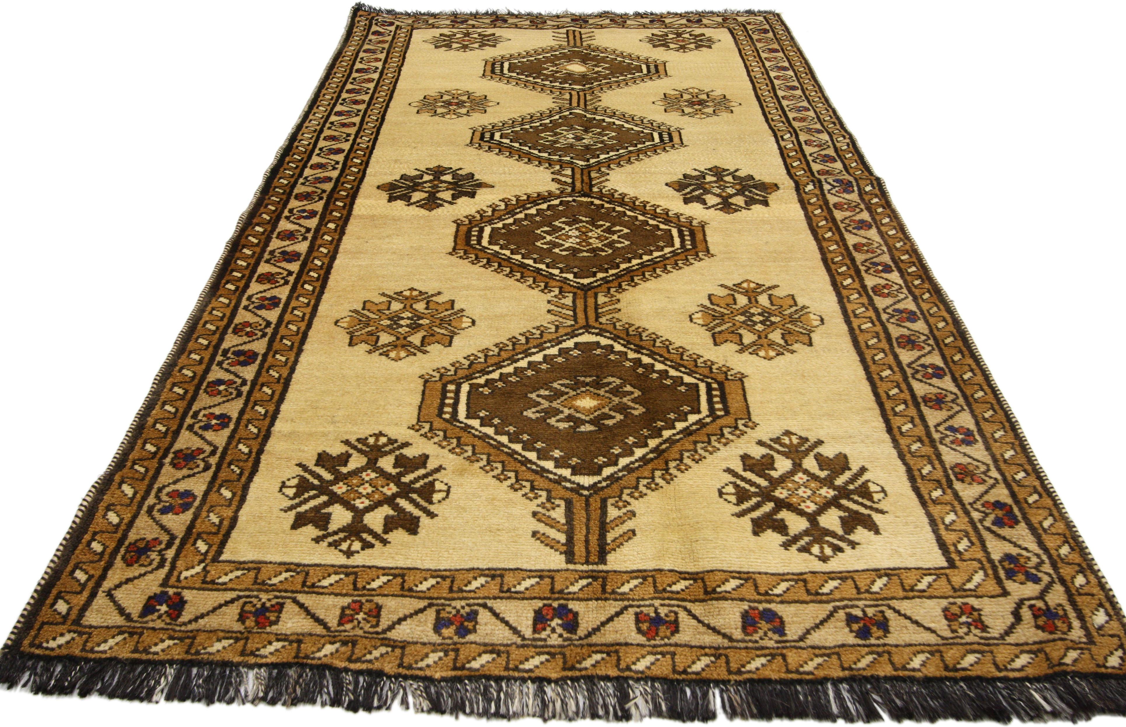 75052 Vintage Persian Shiraz Tribal Accent Rug with Mid-Century Modern Style - 3'9