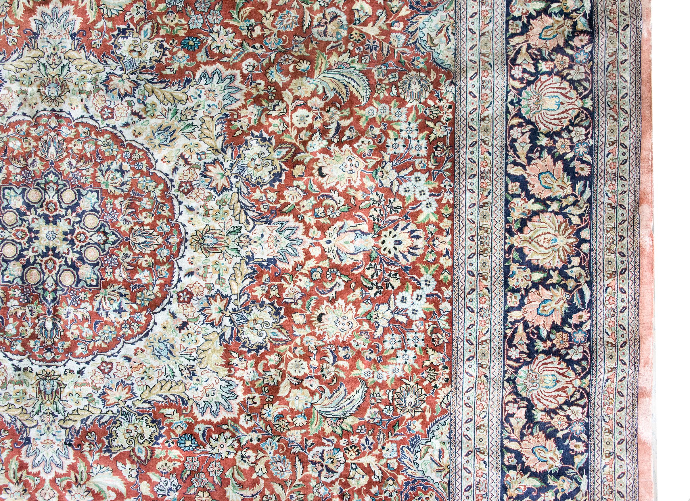 Noué à la main Tapis persan vintage en vente
