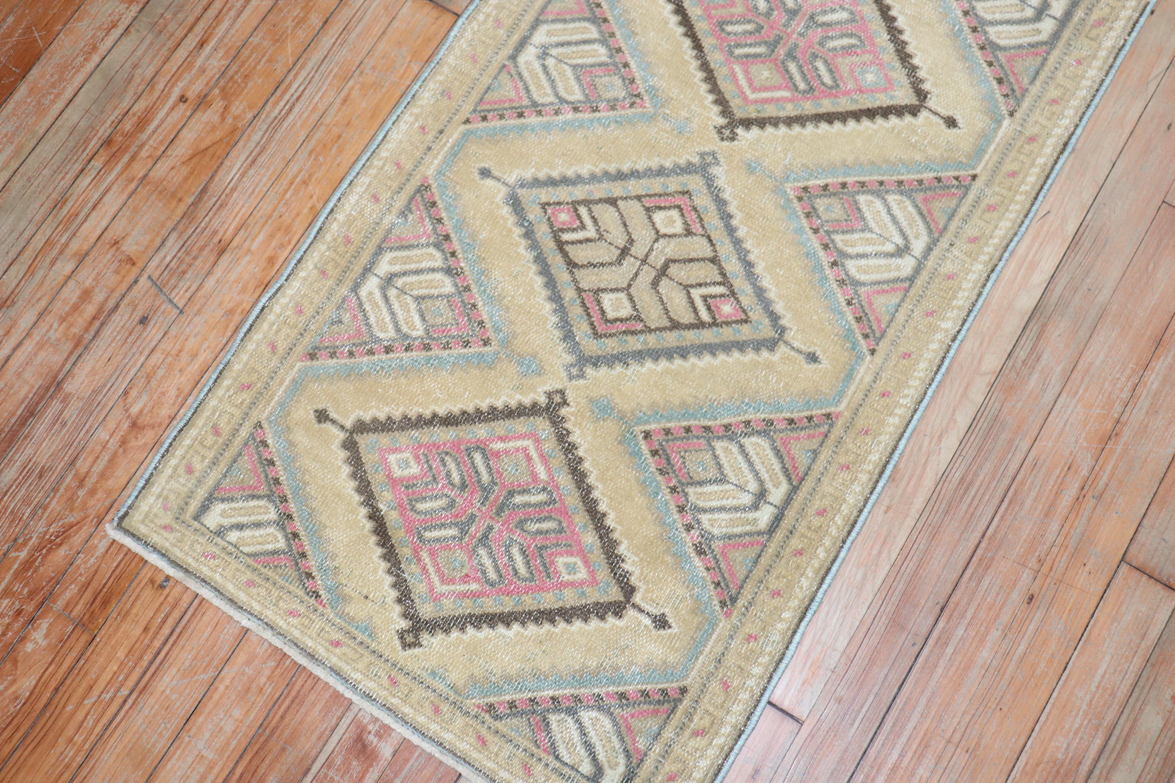 Kleiner persischer Vintage-Teppich (Adirondack) im Angebot