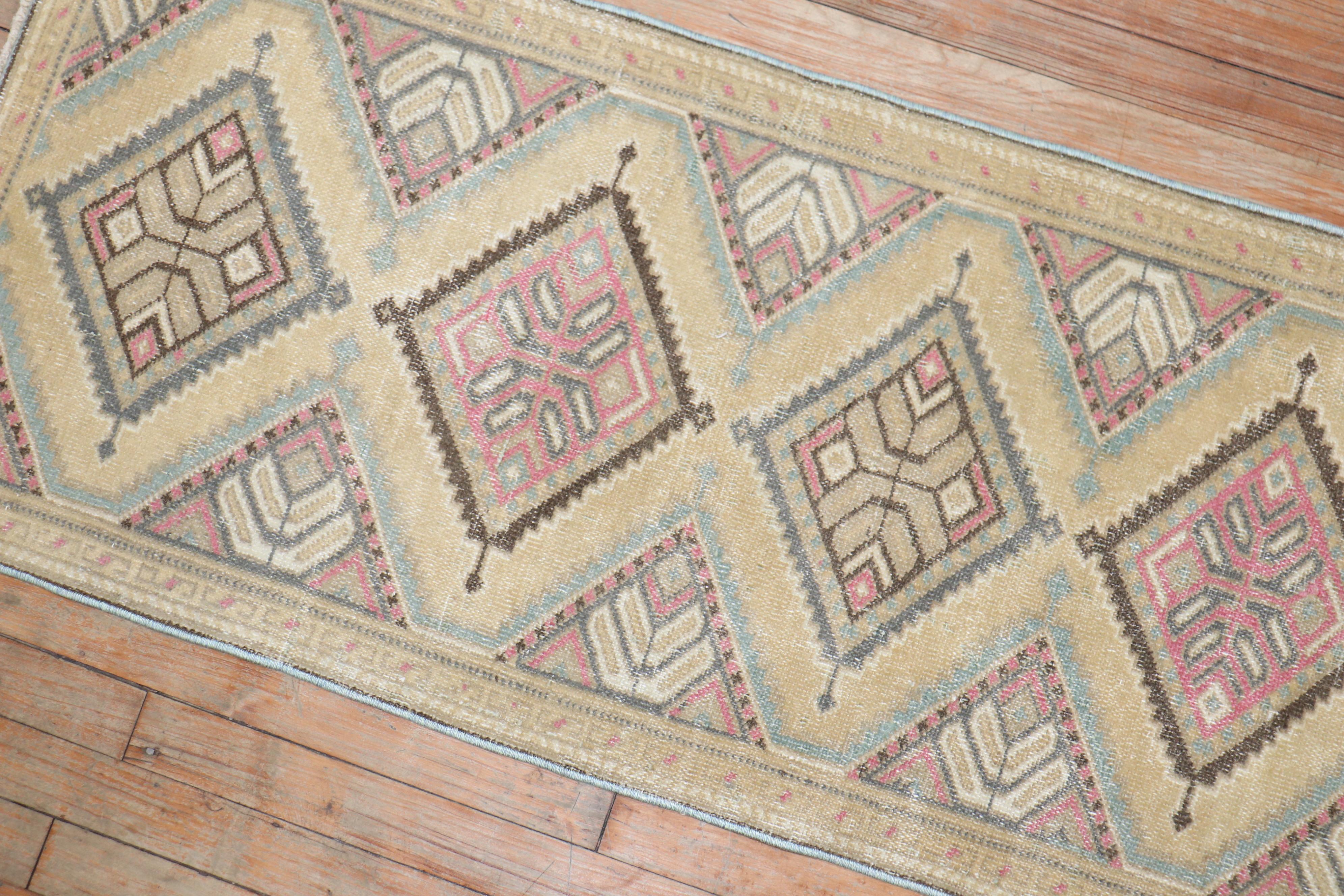 Kleiner persischer Vintage-Teppich (20. Jahrhundert) im Angebot