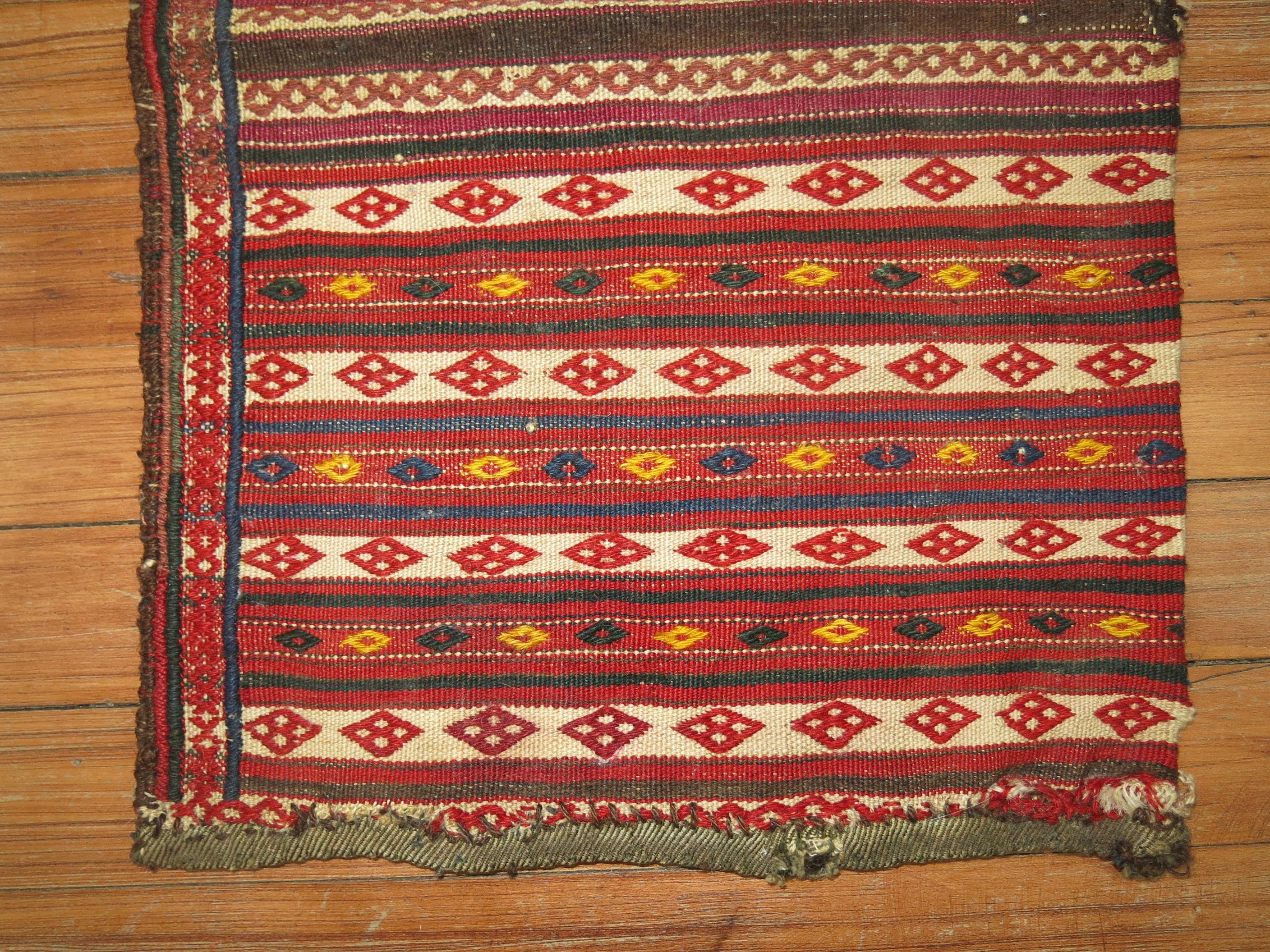 Vintage Persian Sofreh Kilim In Good Condition For Sale In New York, NY