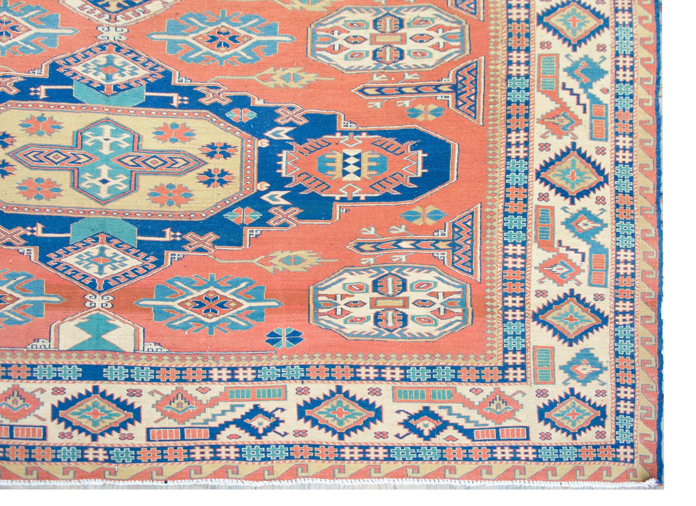 Alter persischer Soumak-Teppich im Angebot 5