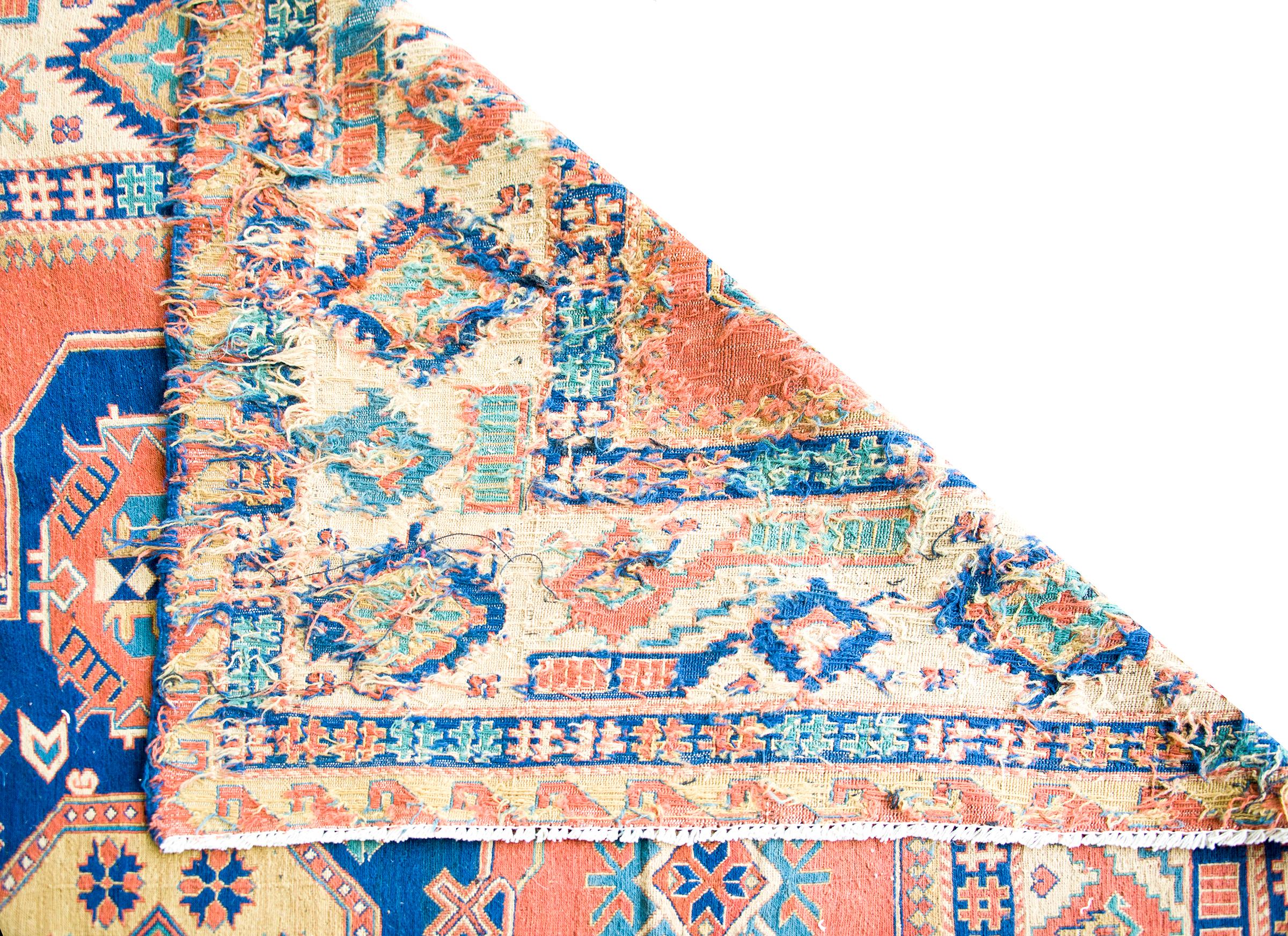 Alter persischer Soumak-Teppich im Angebot 6