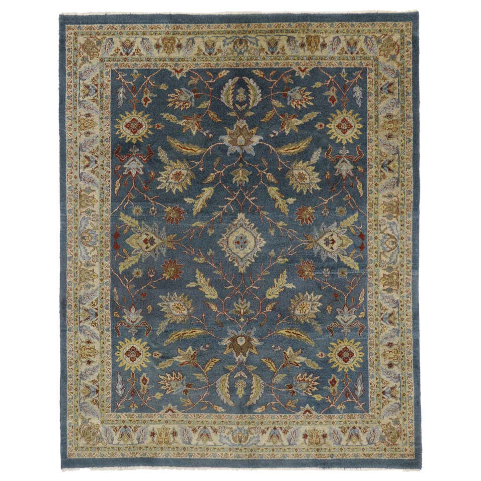 Vintage Persian Style Rug with Traditional Mahal Design For Sale at 1stDibs