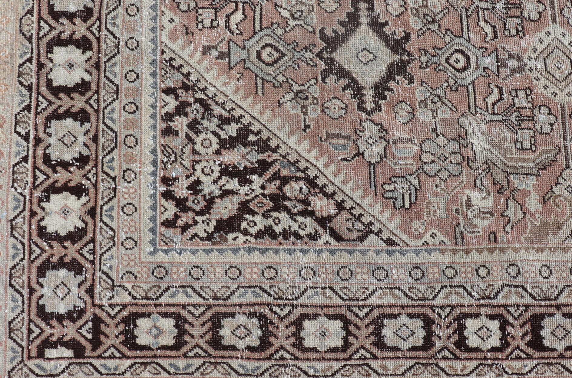Vintage Persian Sultanabad-Mahal Rug with Sub-Geometric Diamond In Good Condition For Sale In Atlanta, GA