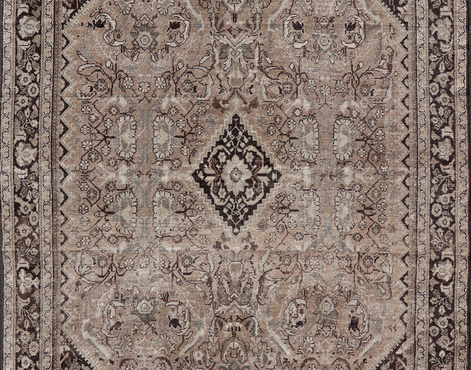 Hand-Knotted Vintage Persian Sultanabad-Mahal Rug with Sub-Geometric Diamond Herati Design For Sale