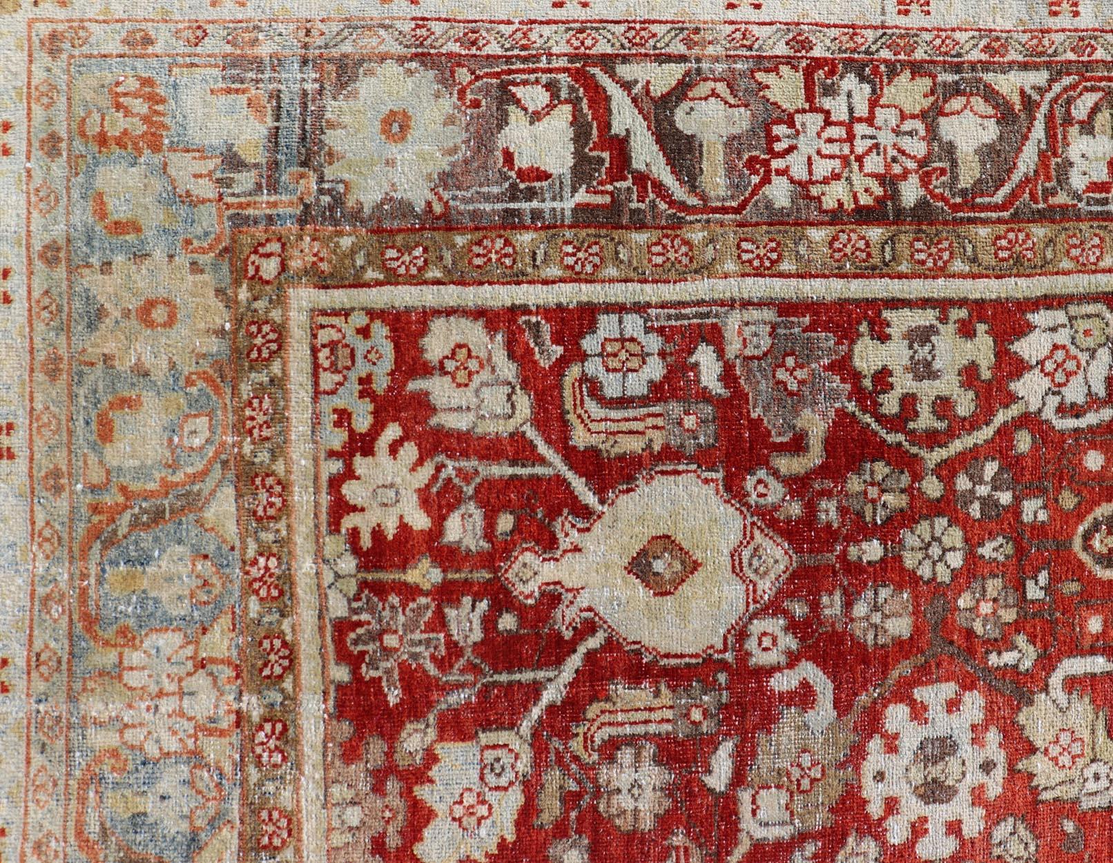 Vintage Persian Sultanabad-Mahal with All-Over Sub-Geometric Floral Design For Sale 4