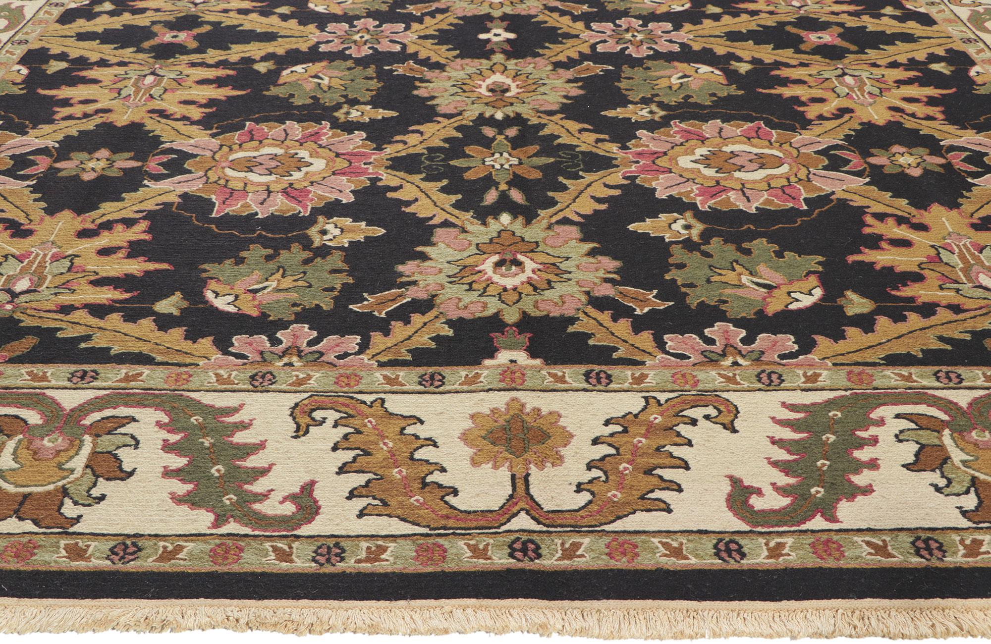 Vintage Persian Sultanabad Style Indian Rug with Earth-Tone Colors In Good Condition For Sale In Dallas, TX