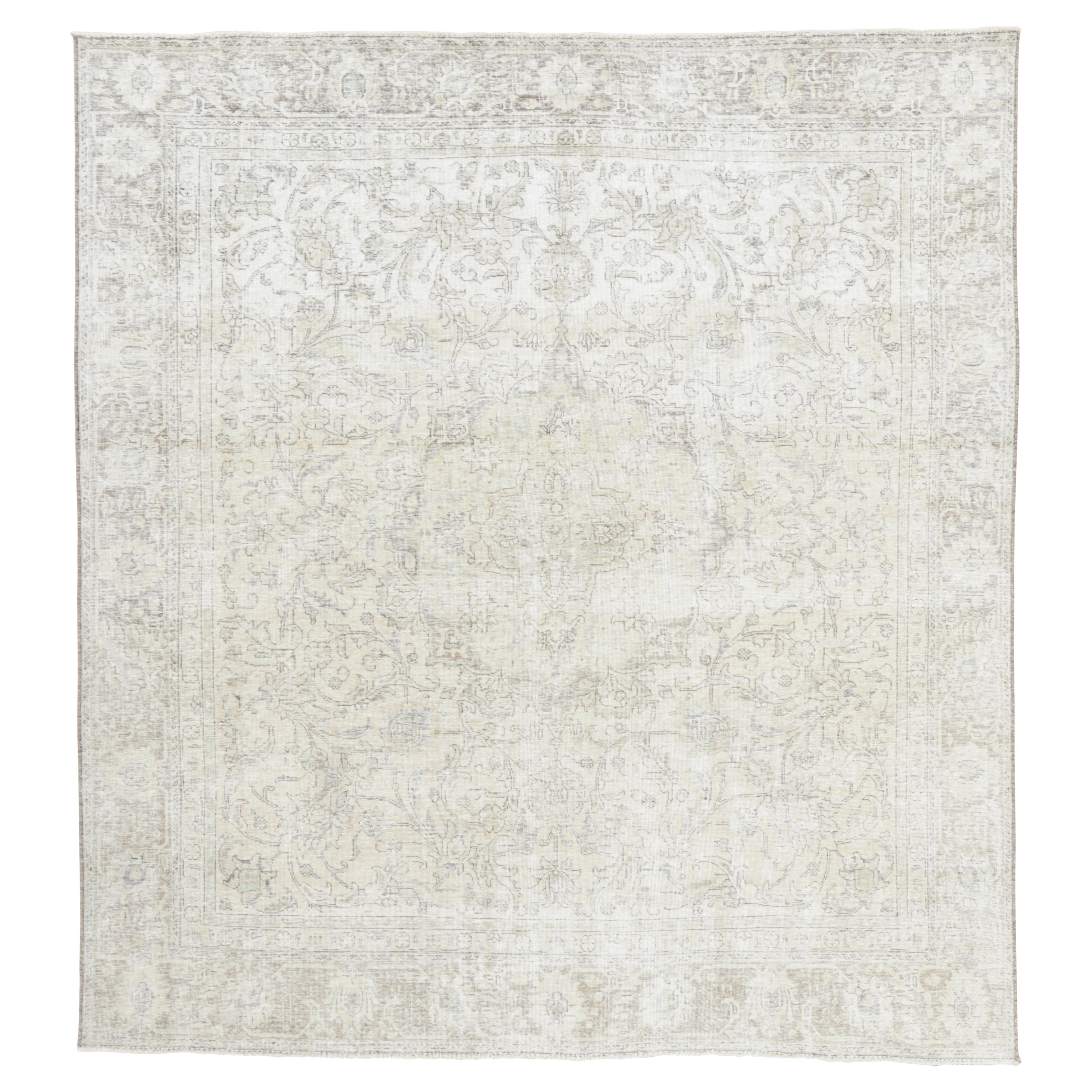 Tapis persan vintage Tabriz, motif fantôme en ivoire et taupe pâle
Kilim