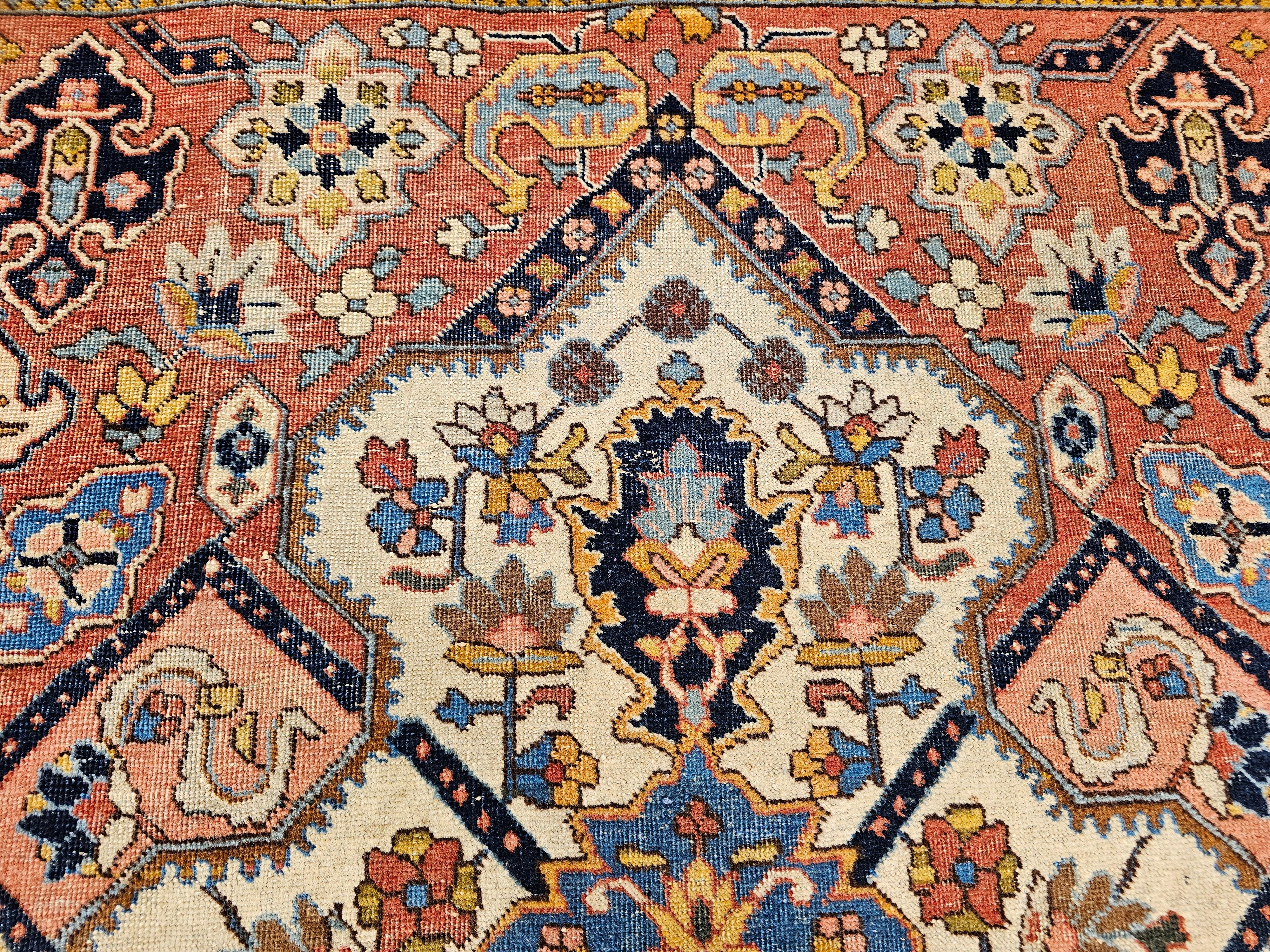Altpersischer Täbris-Teppich mit Heriz-Serapi-Muster (20. Jahrhundert) im Angebot