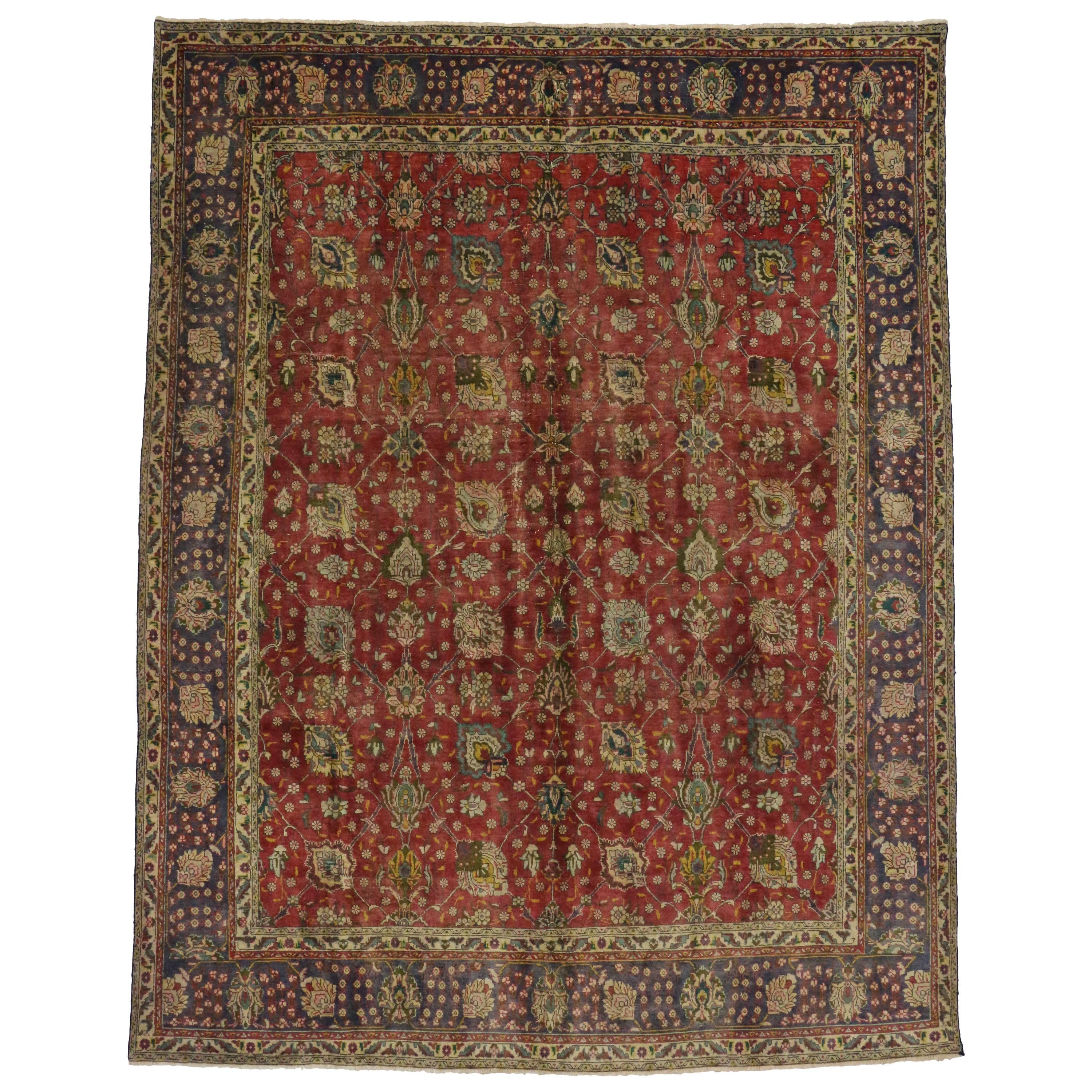 Tapis persan vintage de Tabriz avec style colonial et fédéral traditionnel