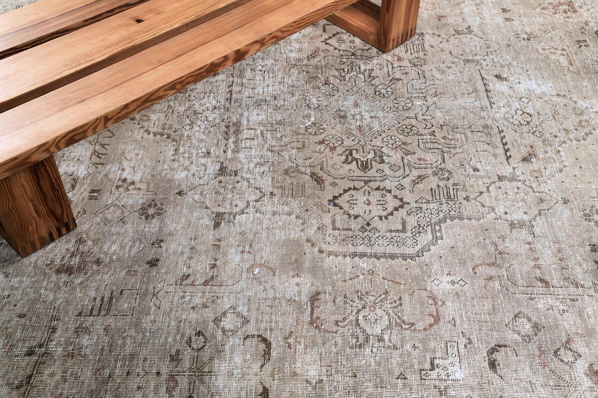 Tappeto persiano d'epoca Tabriz by Mehraban Rugs in vendita 3