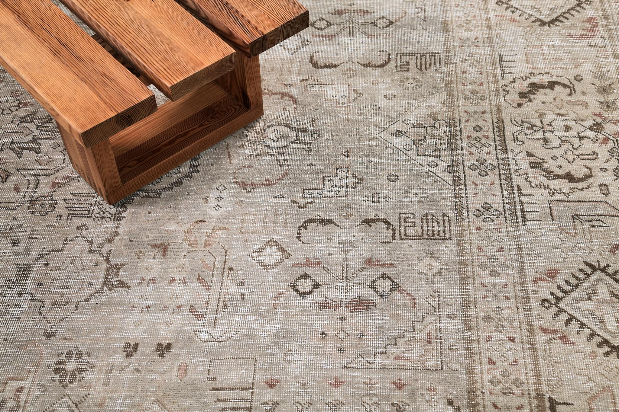 Lana Tappeto persiano d'epoca Tabriz by Mehraban Rugs in vendita