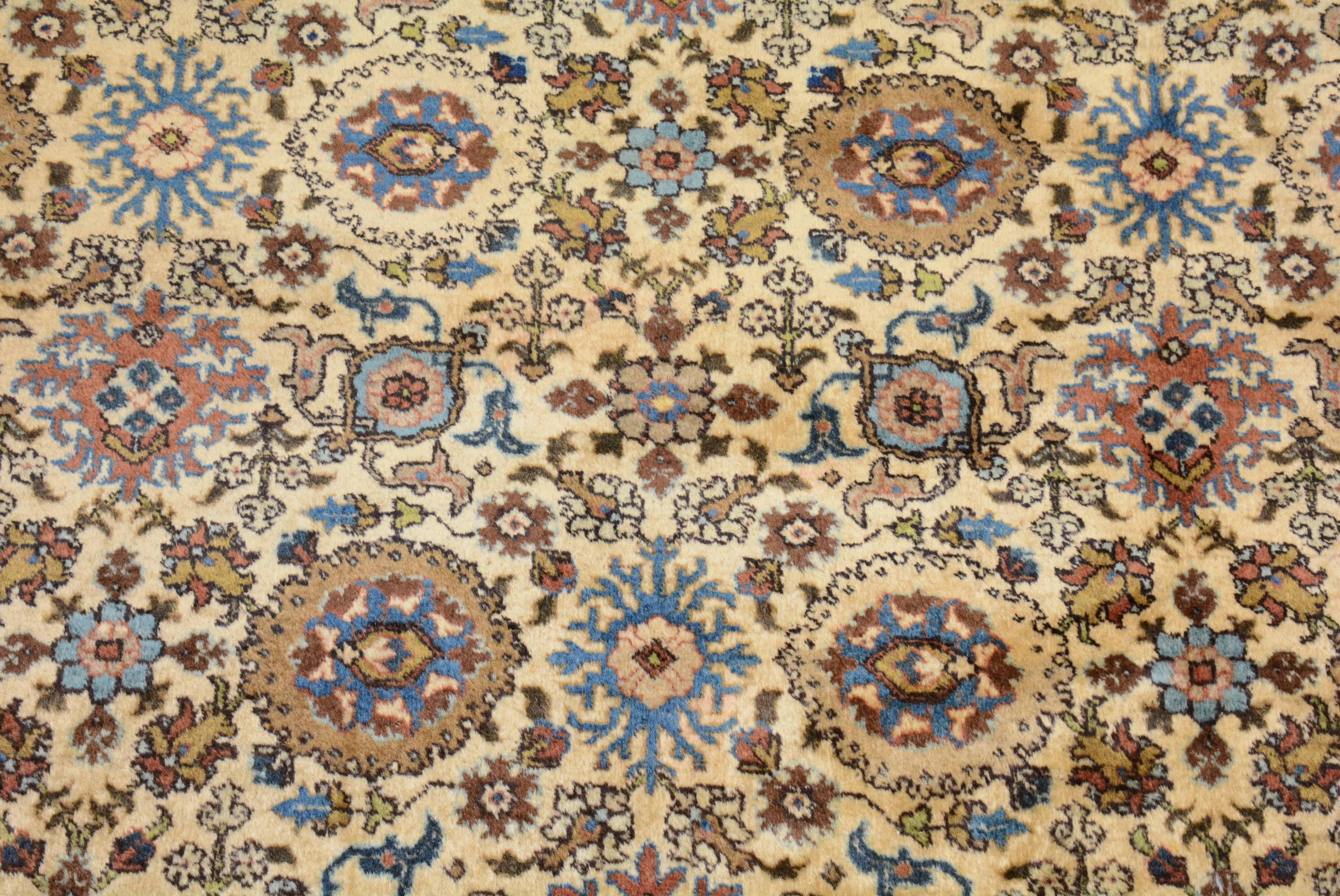 Vintage Persisch Tabriz Teppich im Zustand „Hervorragend“ im Angebot in Closter, NJ