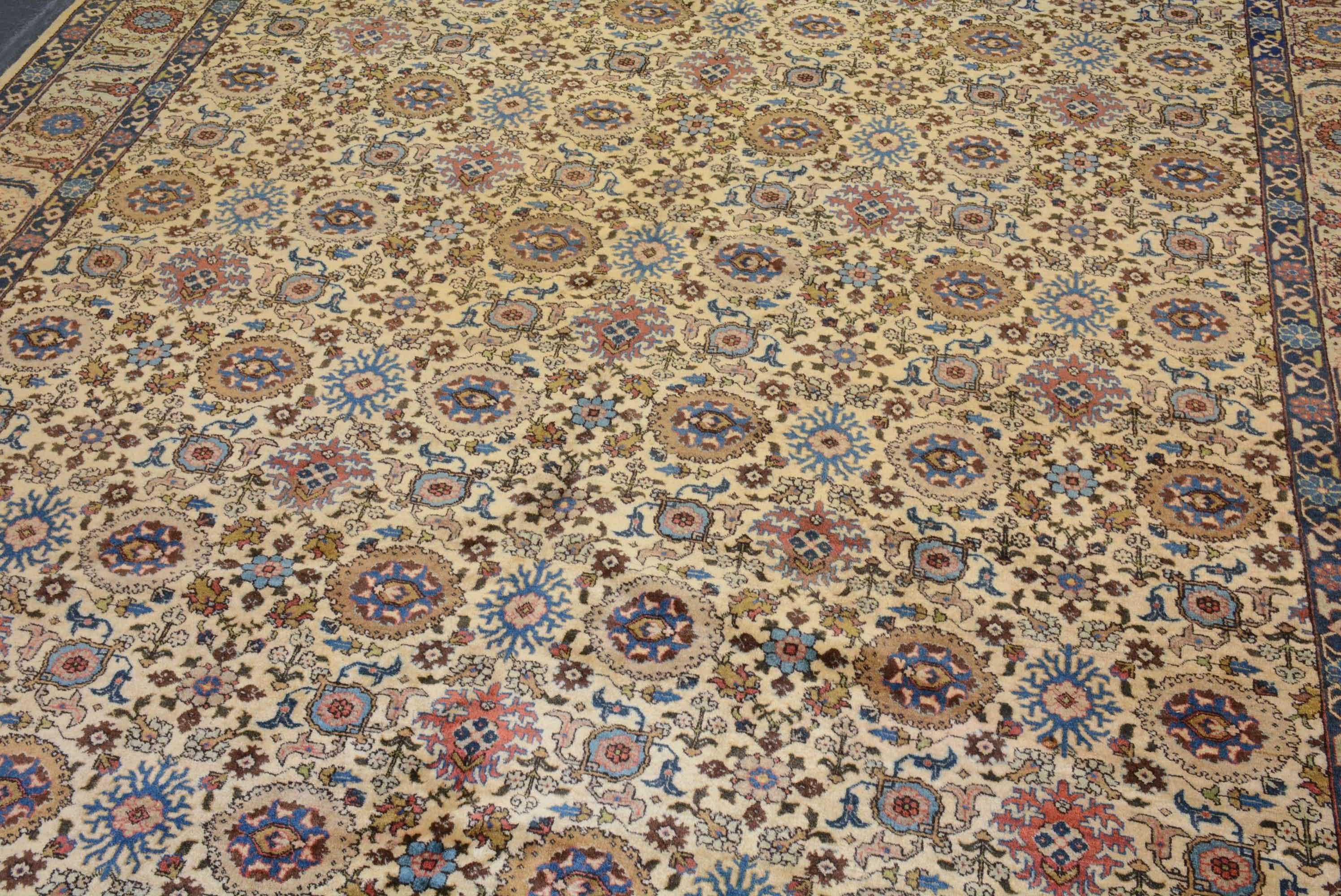 Vintage Persisch Tabriz Teppich im Angebot 1