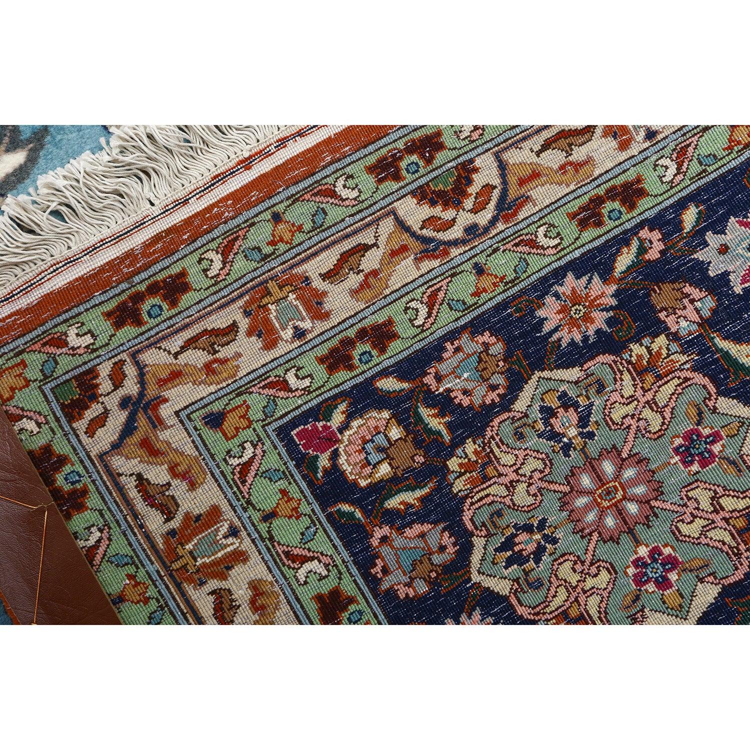 Tappeto Tabriz EMAD vintage in kork e cotone 12'6 X 10'
 
 Key Detail:
 Pile: Kork (LANA BABY LAMB)
 Fondazione: Cotone 
 Origine: Tabriz EMAD
 Design/One: EMAD
 Età approssimativa: 65 ANNI
 Qualità (KPI): 500
 Condizioni: Buono
 Dimensioni: 12'6 x