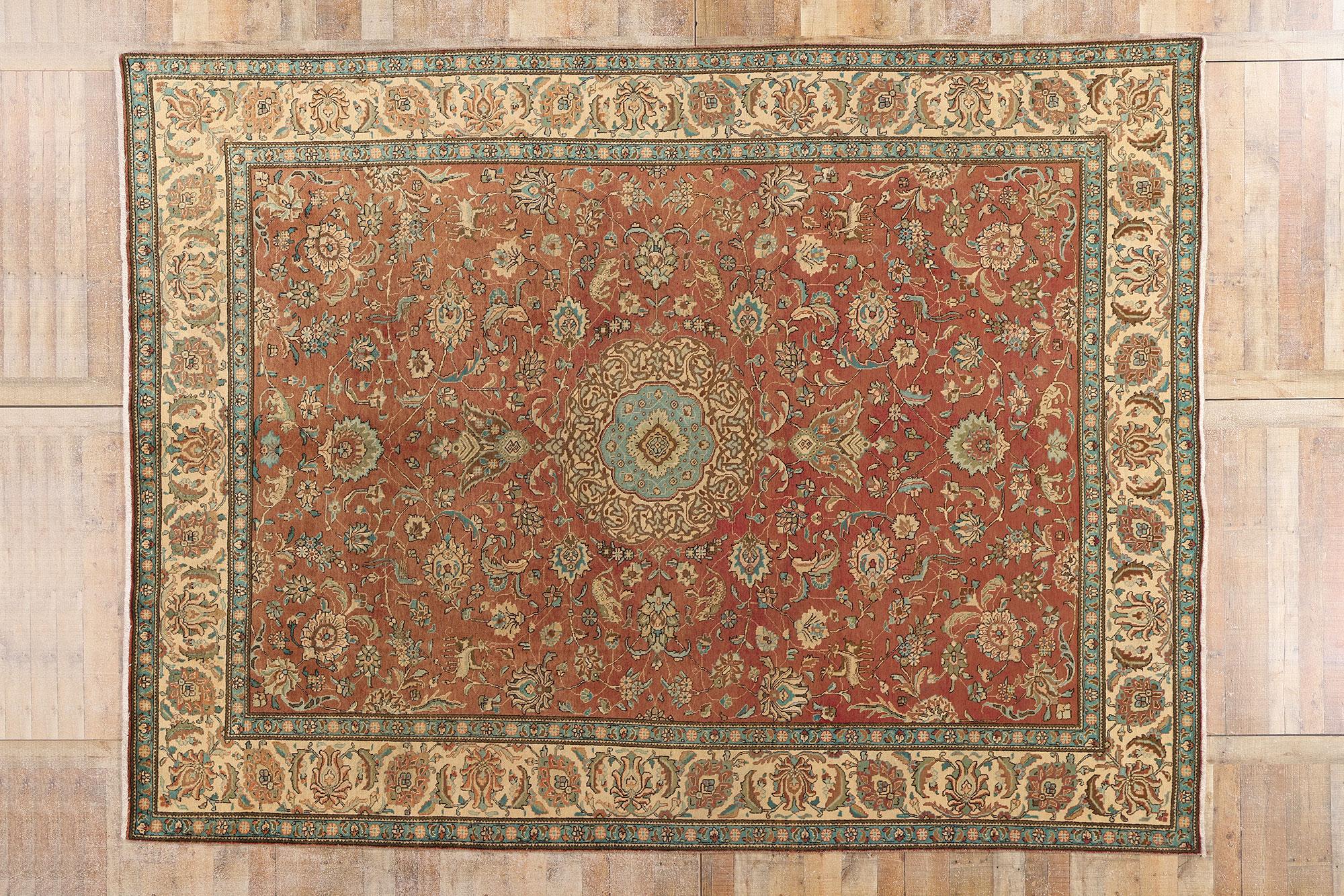 Tapis de galerie persan vintage de Tabriz avec scène de chasse et style médiéval en vente 3