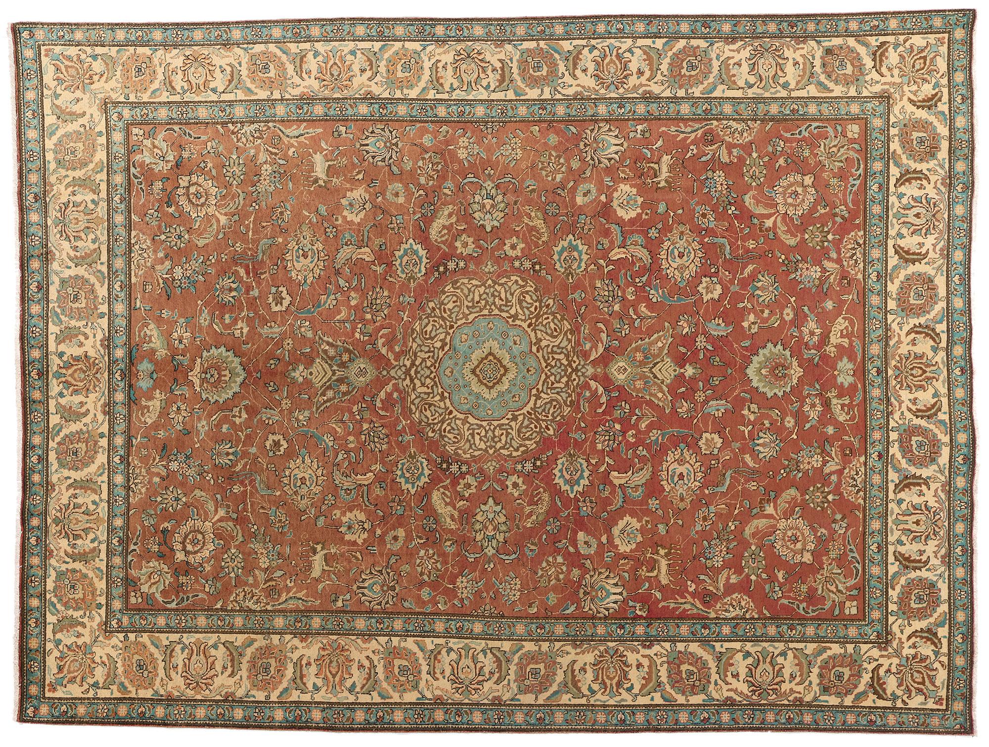 Tapis de galerie persan vintage de Tabriz avec scène de chasse et style médiéval en vente 4