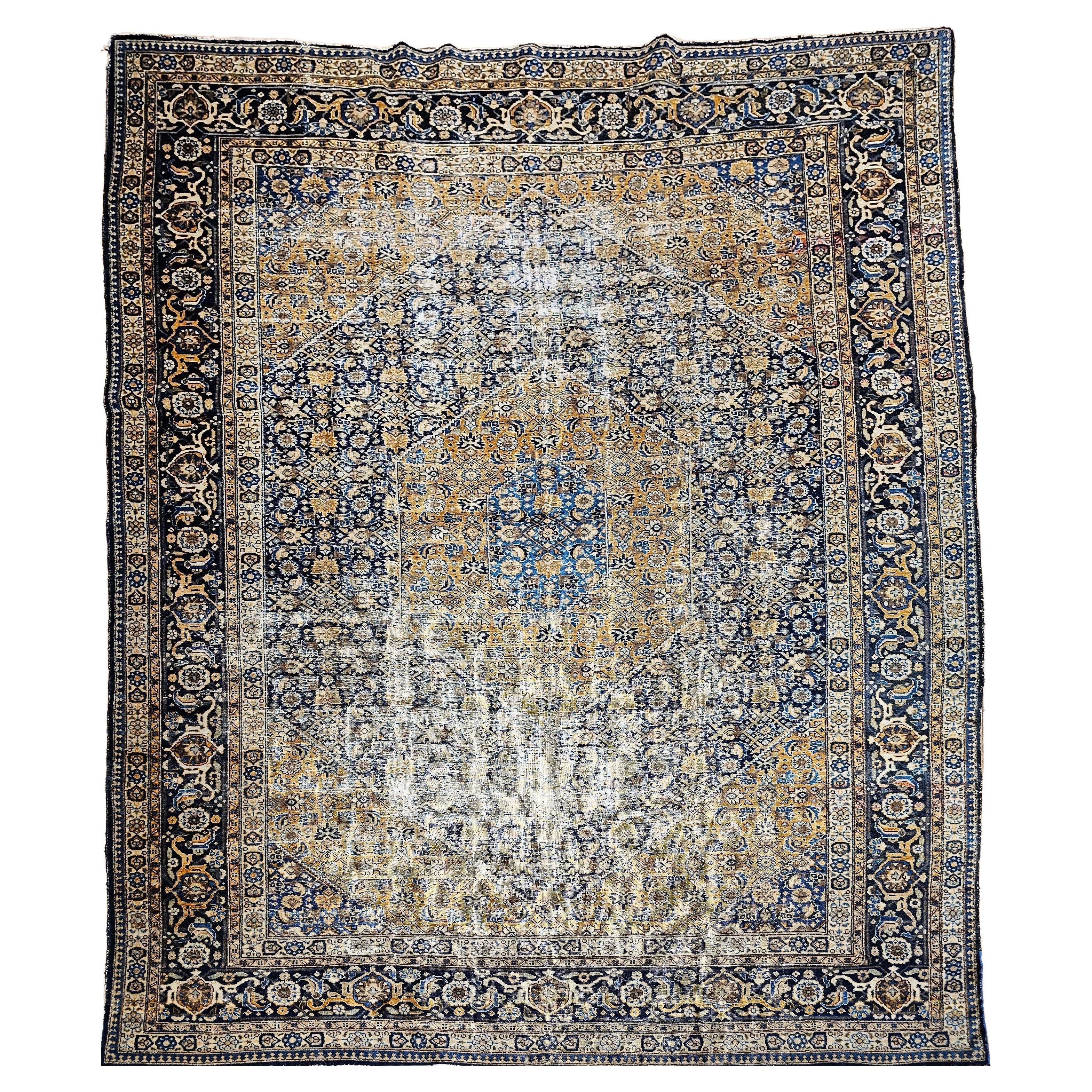 Tabriz persan vintage à motif géométrique Mahi en bleu français, marine et camel