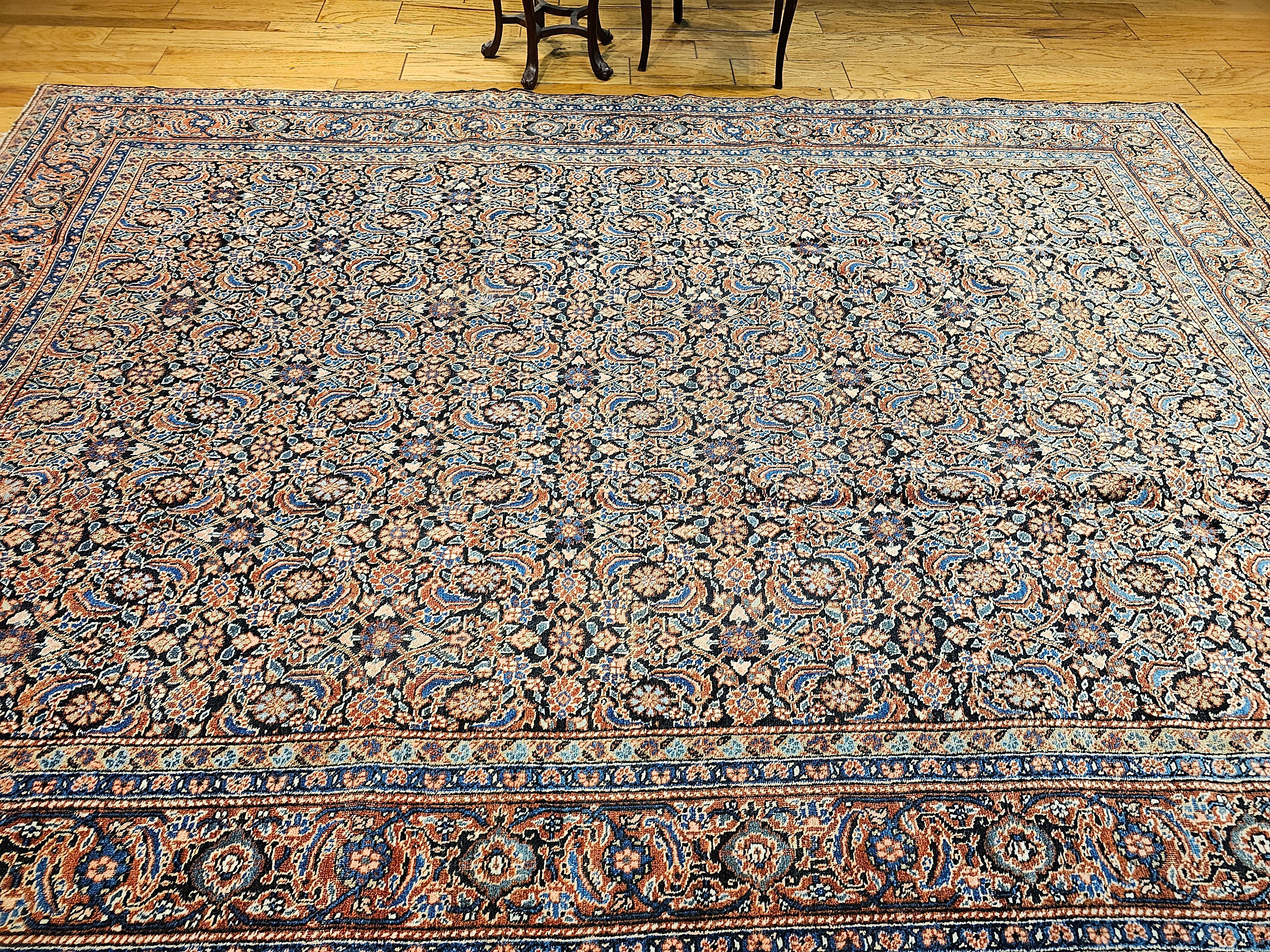 Antiker persischer Täbris  Room Size Teppich in Allover-Teppich mit Herati-Muster im Angebot 6