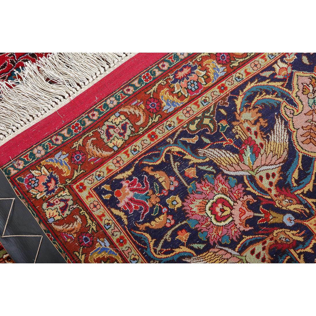 Tappeto Tabriz NEZAM vintage in lana e seta 13'5 X 9'10
 
 Key Detail:
 Pile: Lana
 Fondazione: Seta
 Origine: Tabriz
 Design/One: Khatam su tutta la superficie
 Età approssimativa: 60 anni
 Qualità (KPI): 450
 Condizioni: Buono
 Dimensioni: 12'2 x
