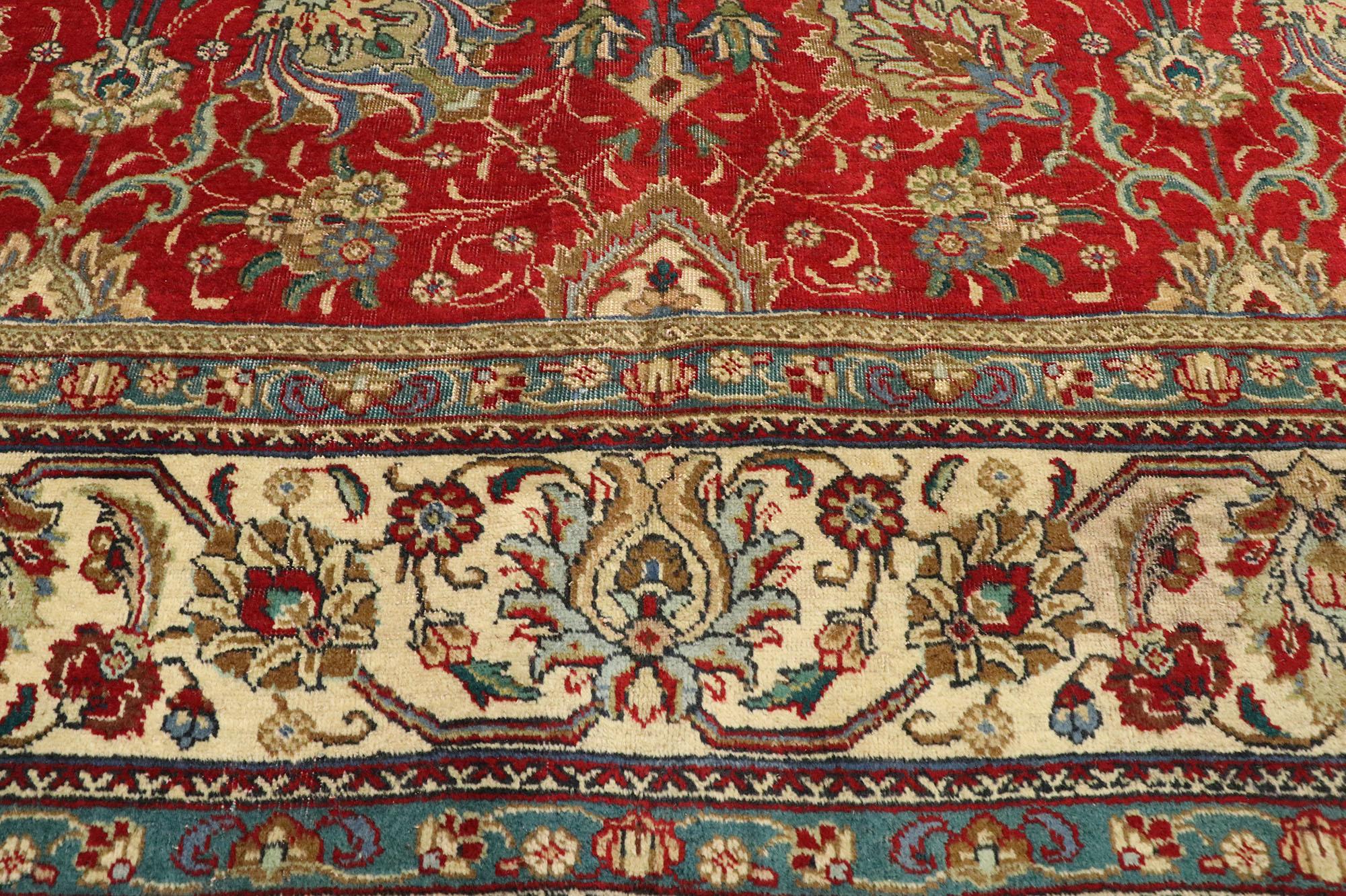 Perse Tapis persan vintage de palais de Tabriz avec style colonial et fédéral traditionnel en vente