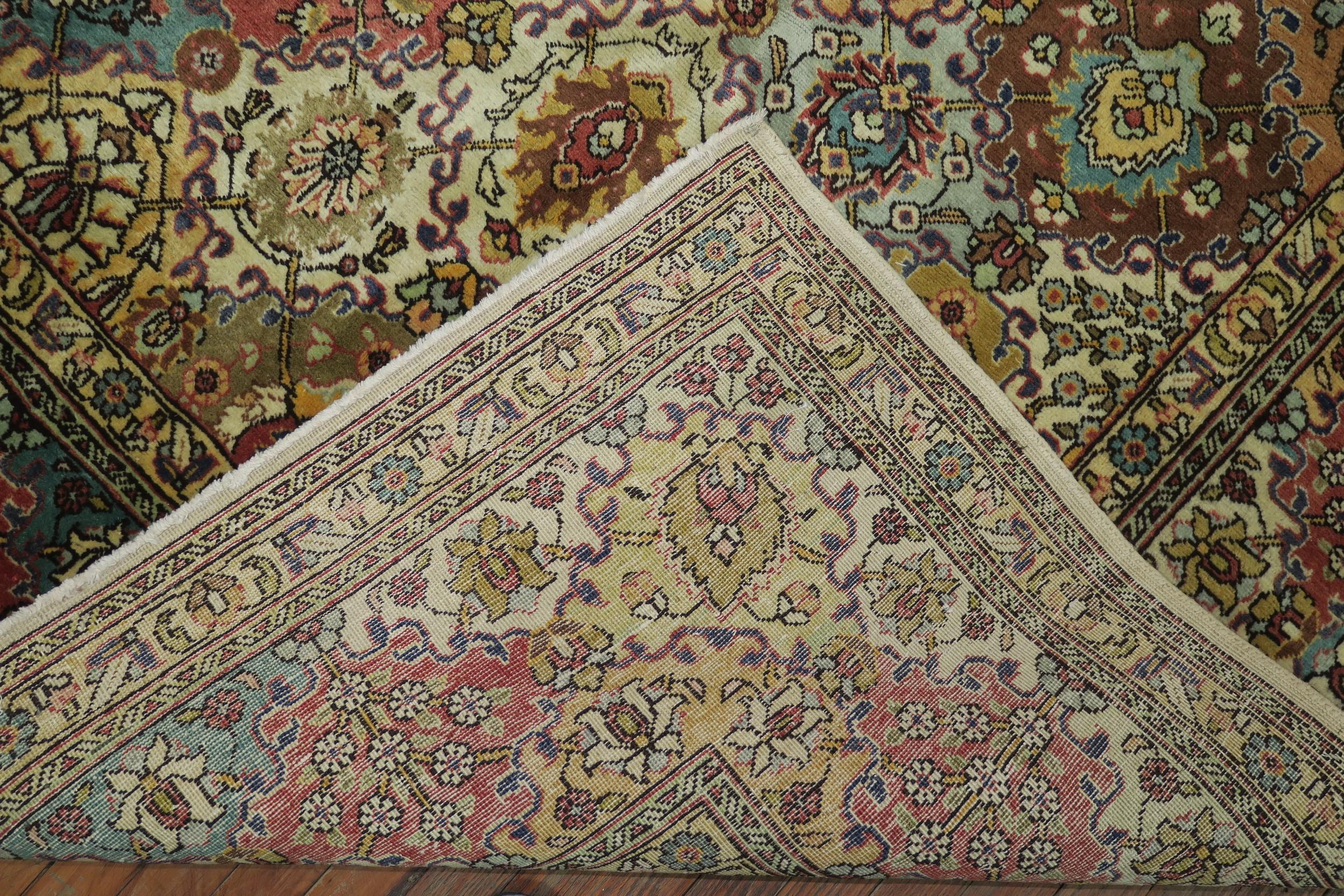 Zabihi Kollektion Vintage Persischer Täbris-Teppich in Zimmergröße (20. Jahrhundert) im Angebot