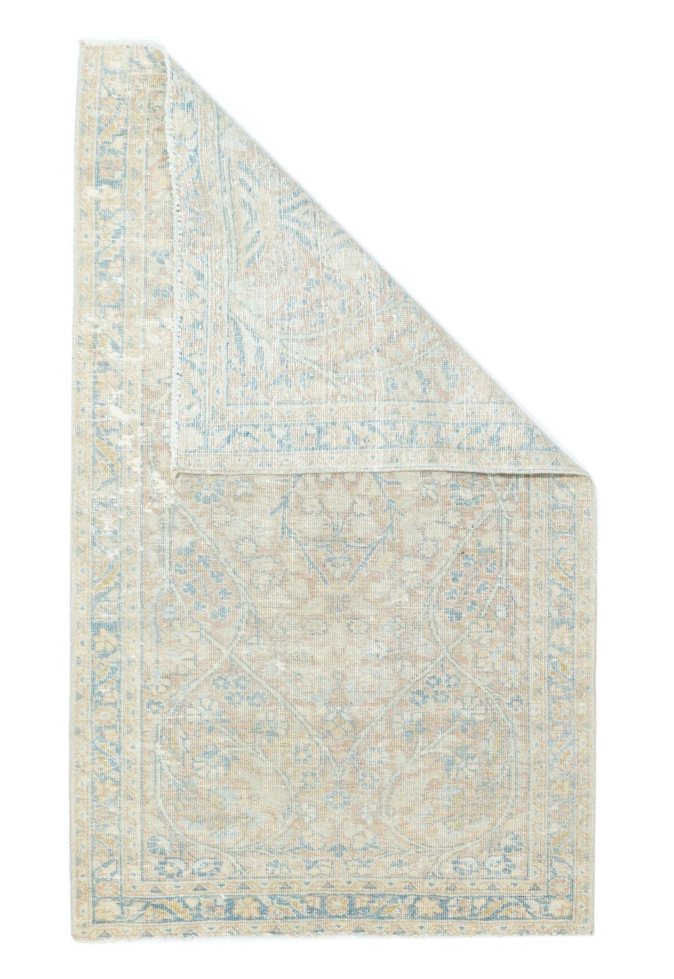 Tappeto persiano Tabriz vintage 2'4'' x 4'0''.