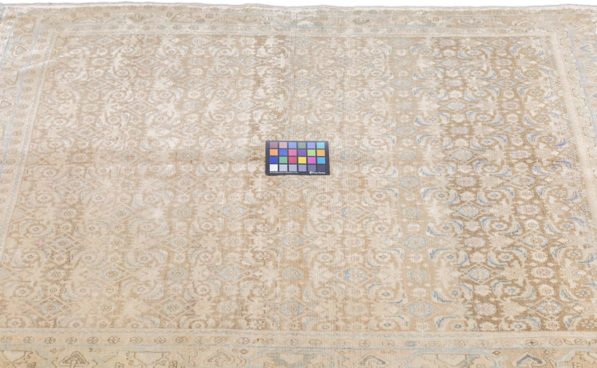 Persischer Täbris-Teppich im Vintage-Stil 3'8'' x 5'6'' im Angebot 7