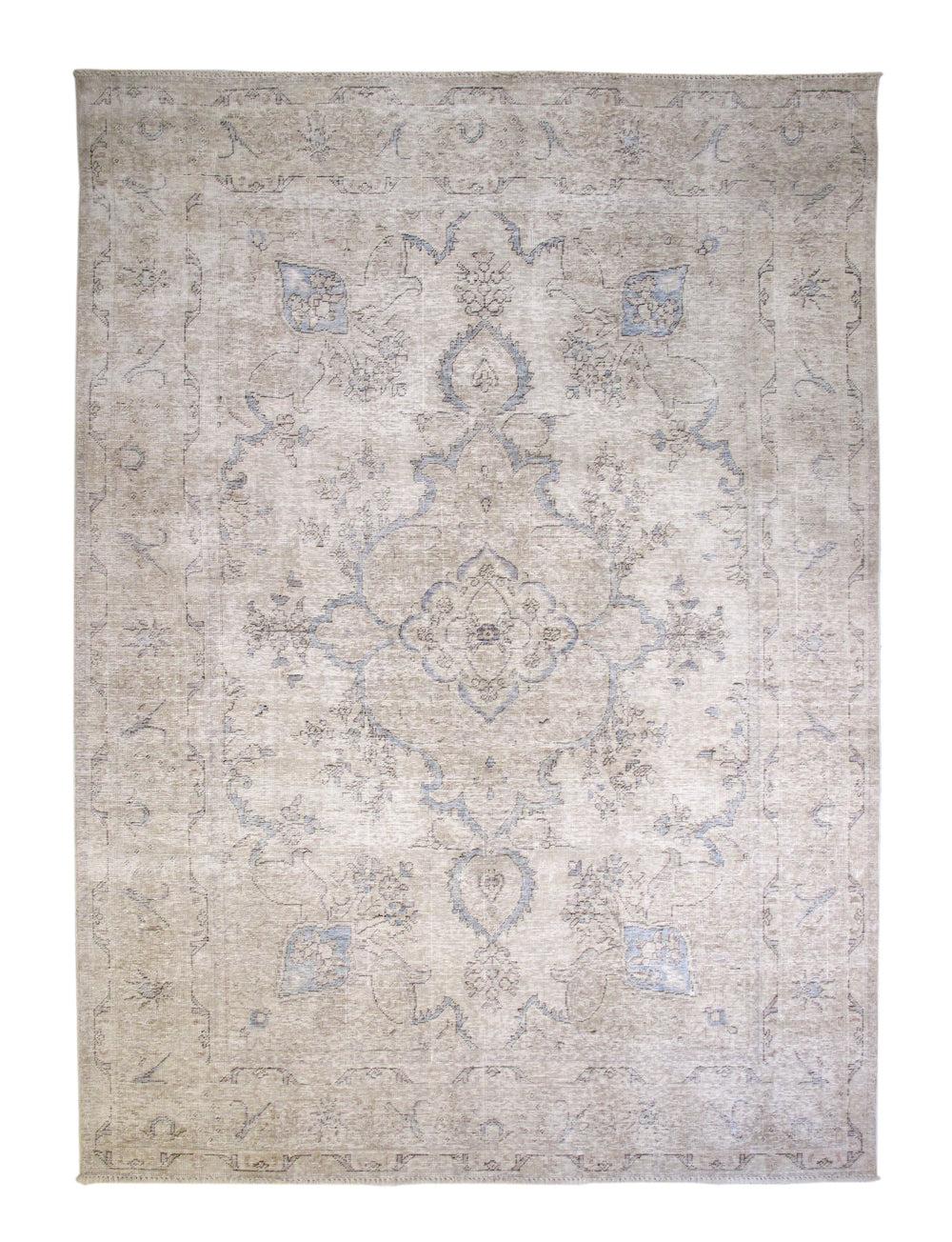 Tappeto persiano Tabriz vintage 6'8'' x 9'6'' In condizioni discrete in vendita a New York, NY
