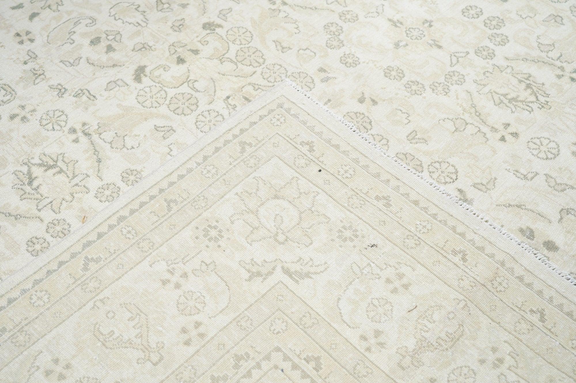 Tappeto persiano Tabriz Vintage 7'9'' x 11'3'' in vendita 5